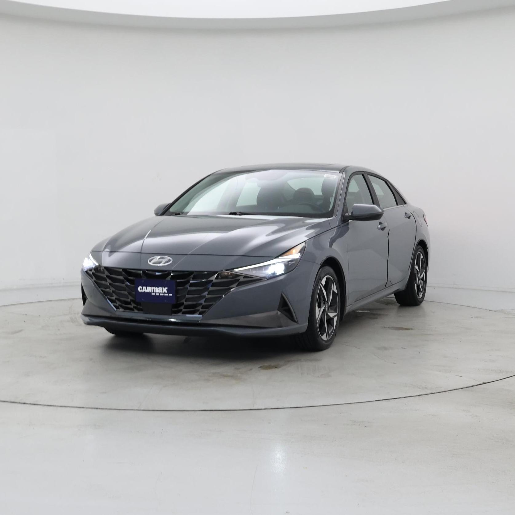 Thumbnail: 2022 Hyundai Elantra - 4