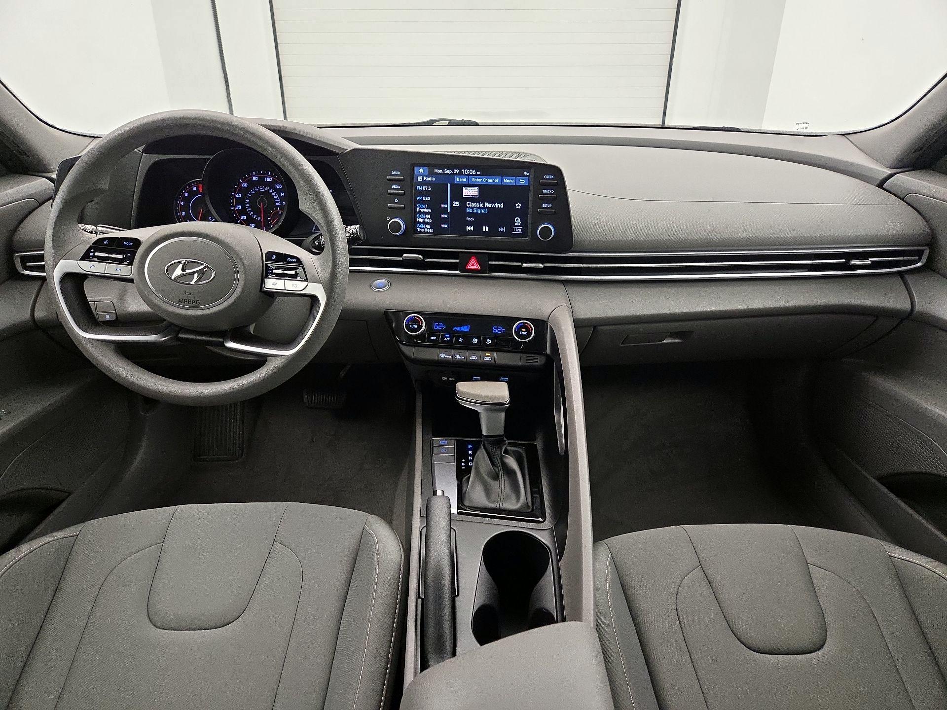 Thumbnail: 2023 Hyundai Elantra - 9