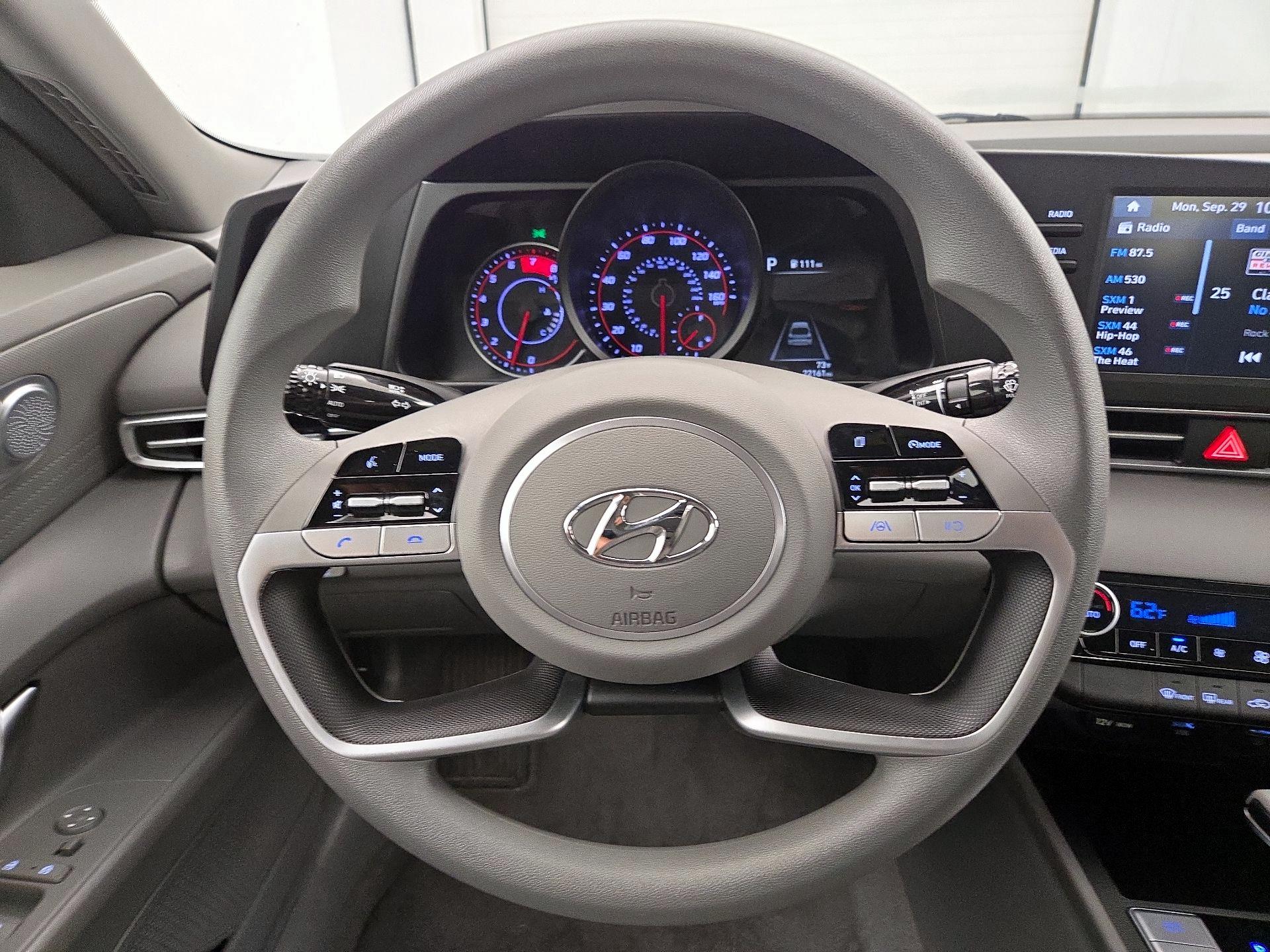 Thumbnail: 2023 Hyundai Elantra - 10