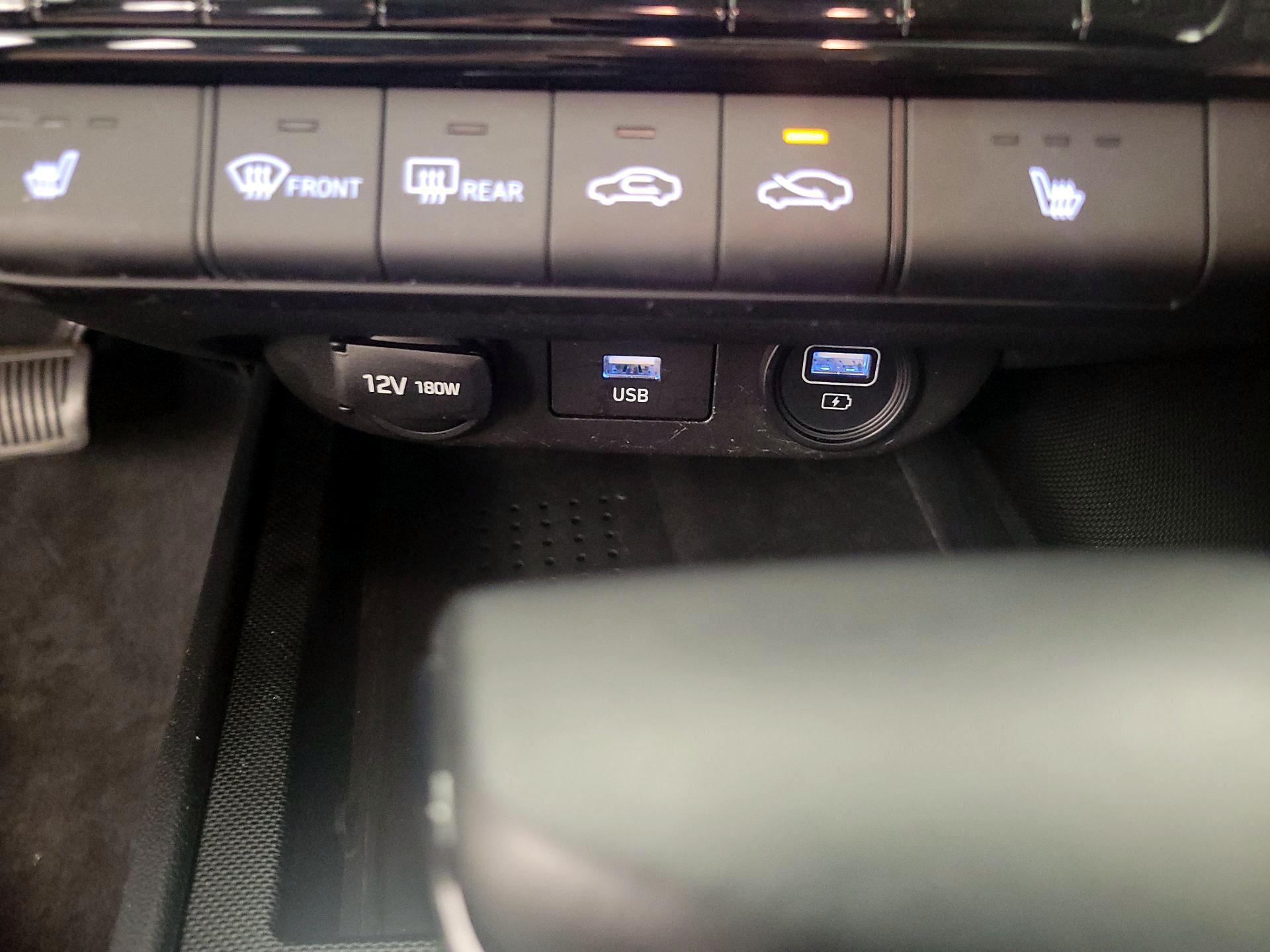 Thumbnail: 2023 Hyundai Elantra - 19