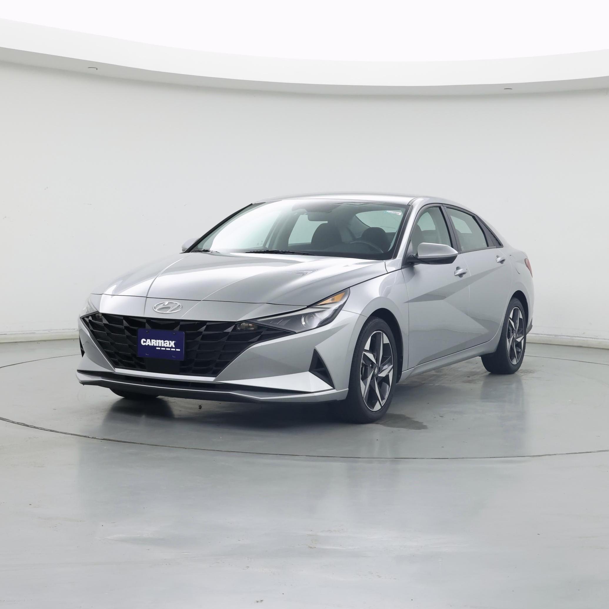 Thumbnail: 2023 Hyundai Elantra - 4