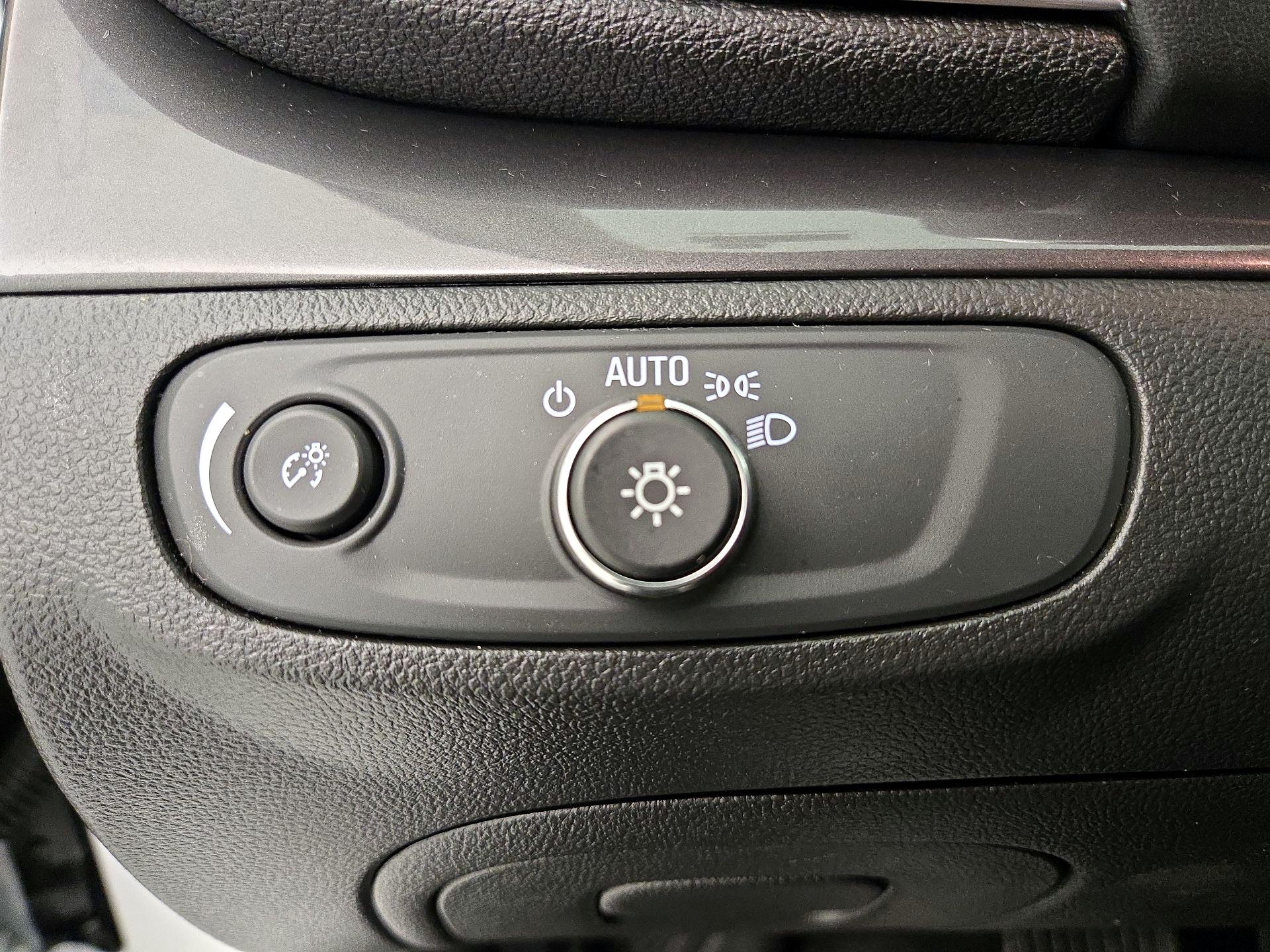 Thumbnail: 2021 Buick Encore - 13