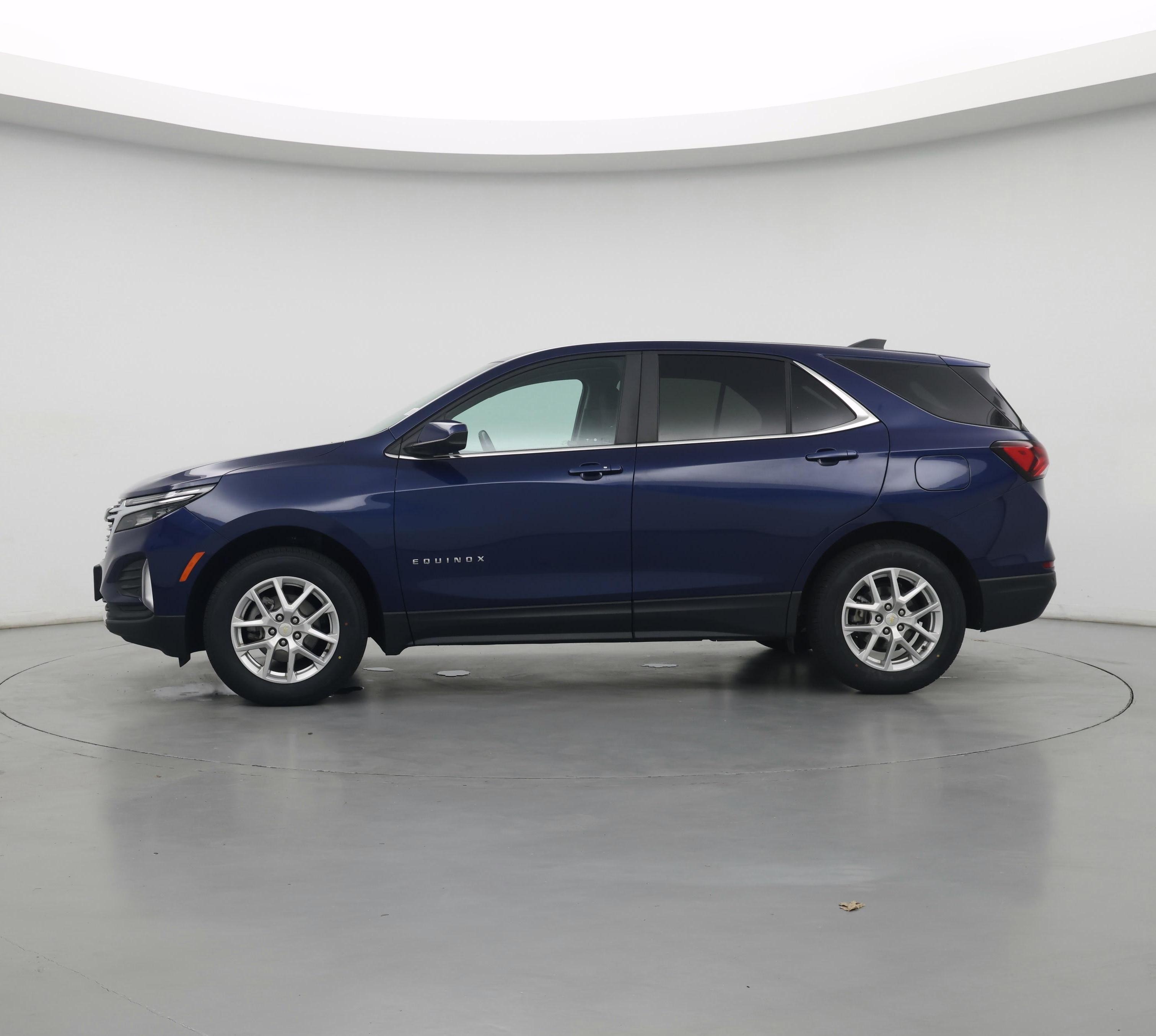 Thumbnail: 2022 Chevrolet Equinox - 3