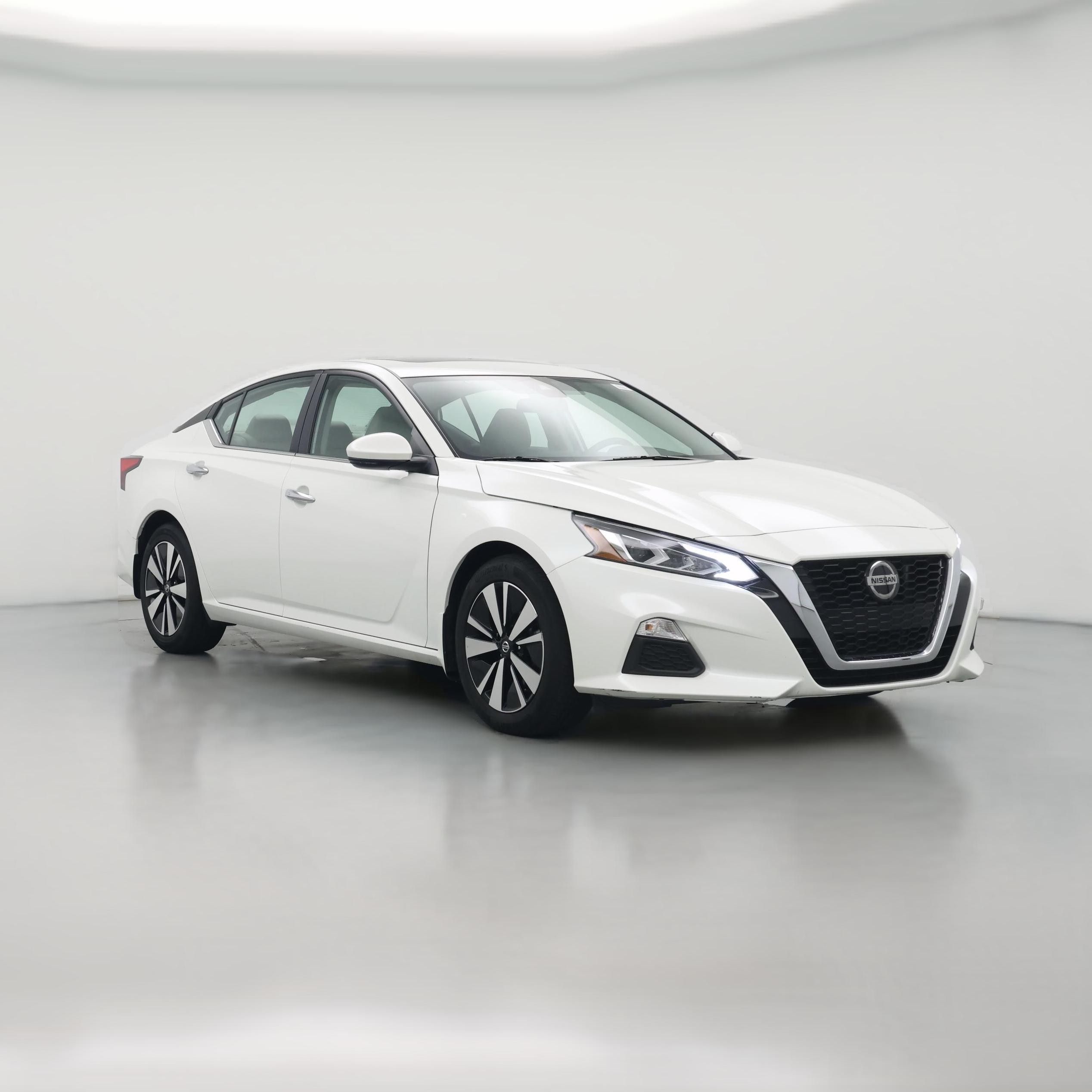 Thumbnail: 2022 Nissan Altima - 1
