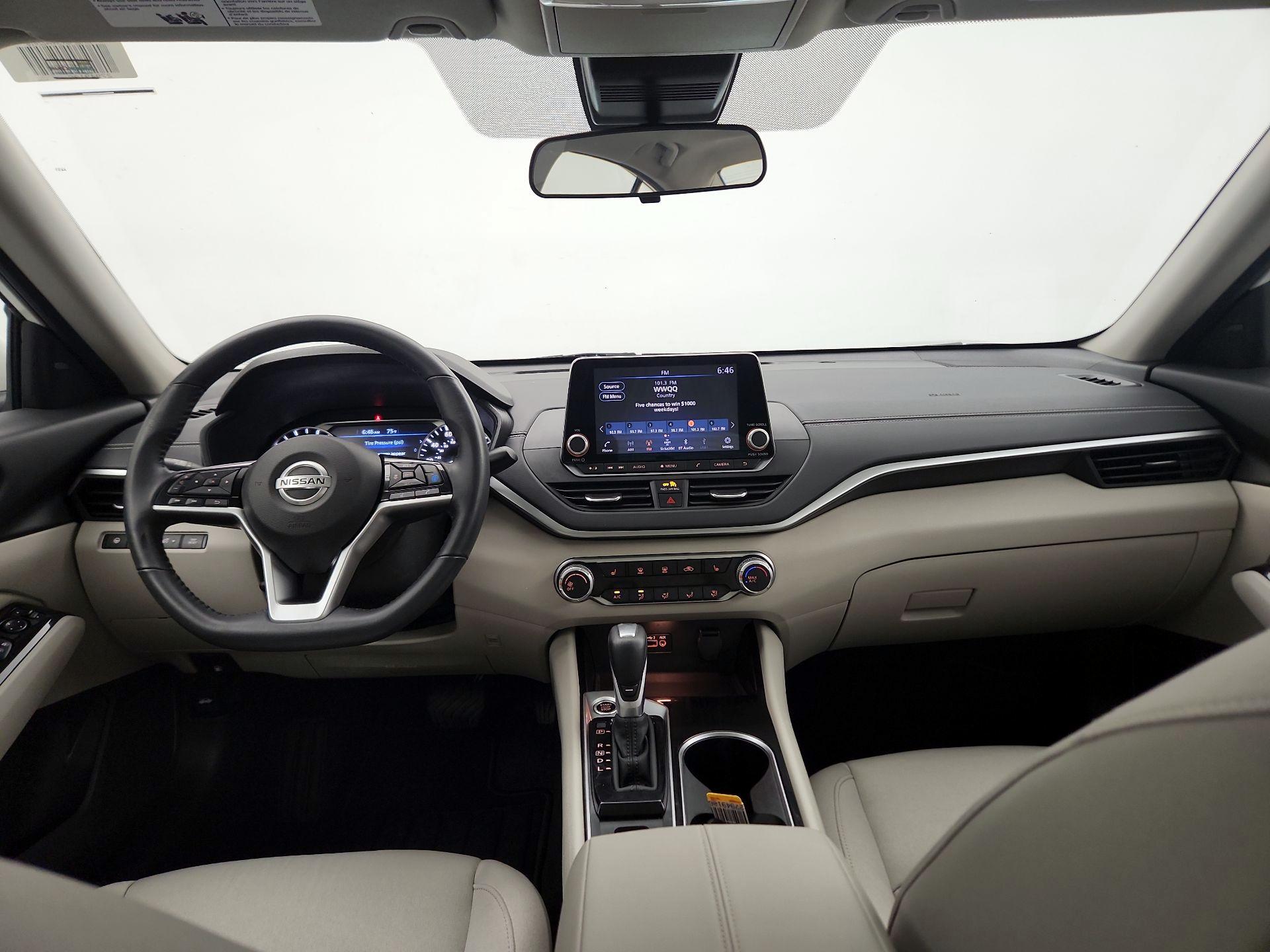 Thumbnail: 2022 Nissan Altima - 9