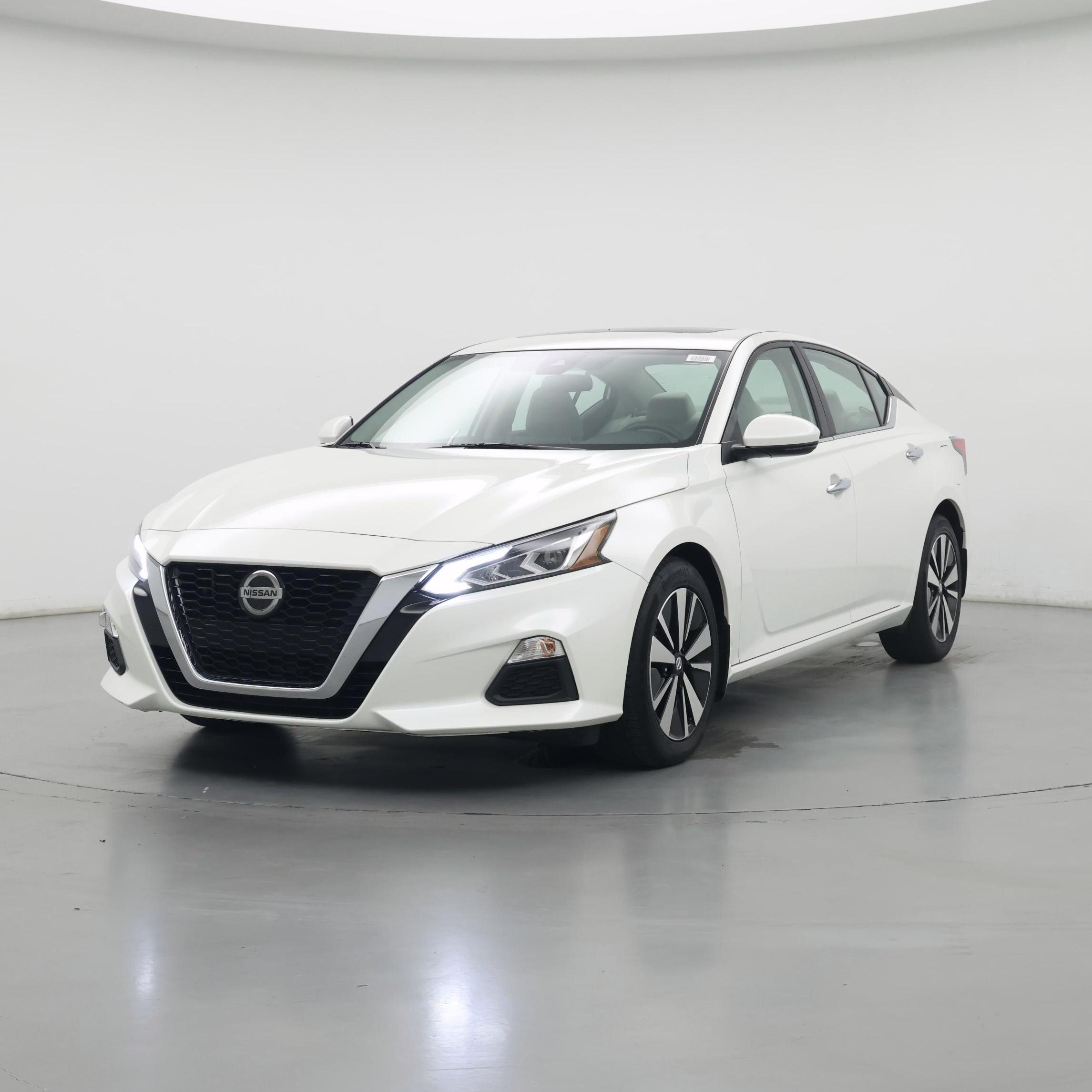 Thumbnail: 2022 Nissan Altima - 4
