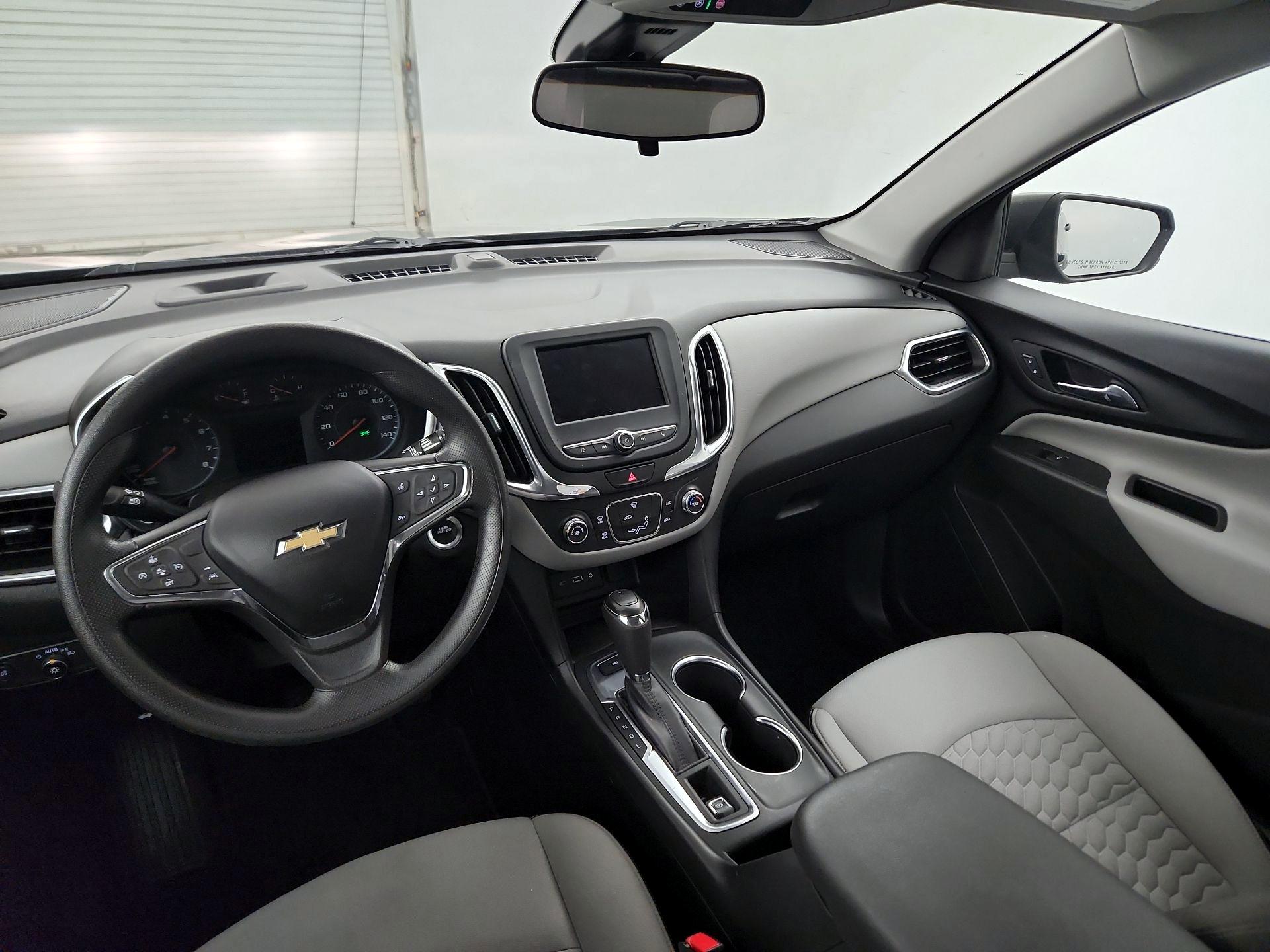 Thumbnail: 2021 Chevrolet Equinox - 9
