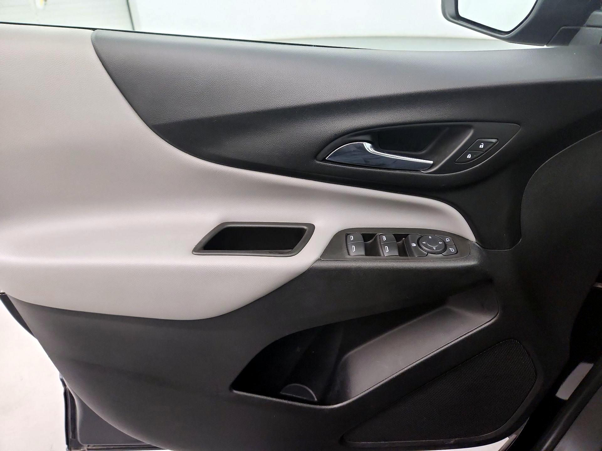 Thumbnail: 2021 Chevrolet Equinox - 12