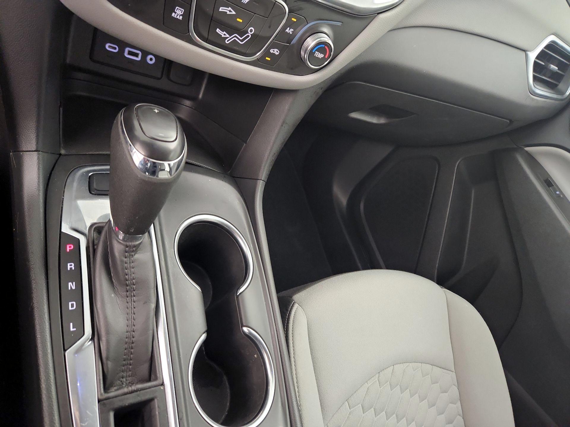 Thumbnail: 2021 Chevrolet Equinox - 17