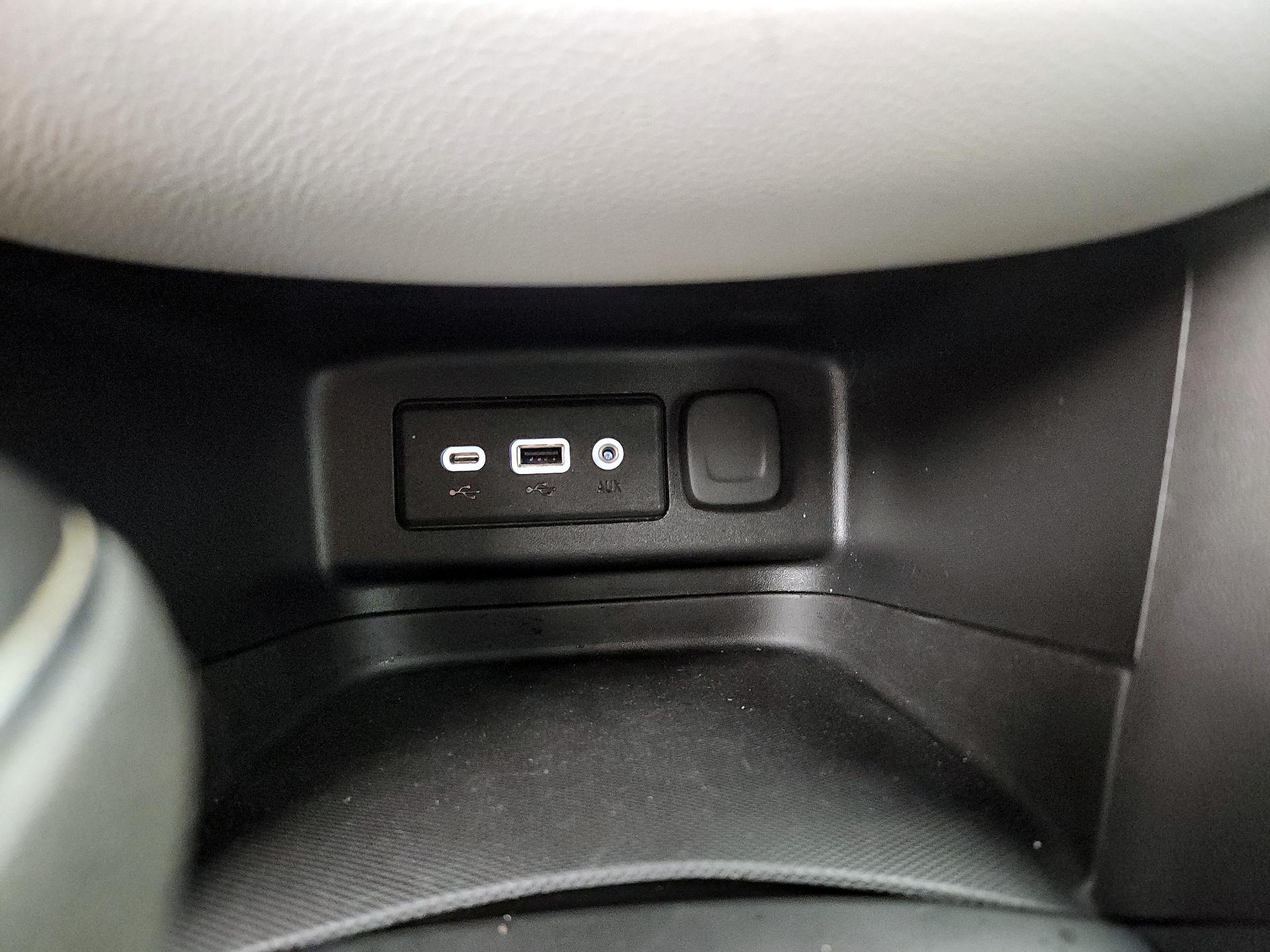 Thumbnail: 2021 Chevrolet Equinox - 18