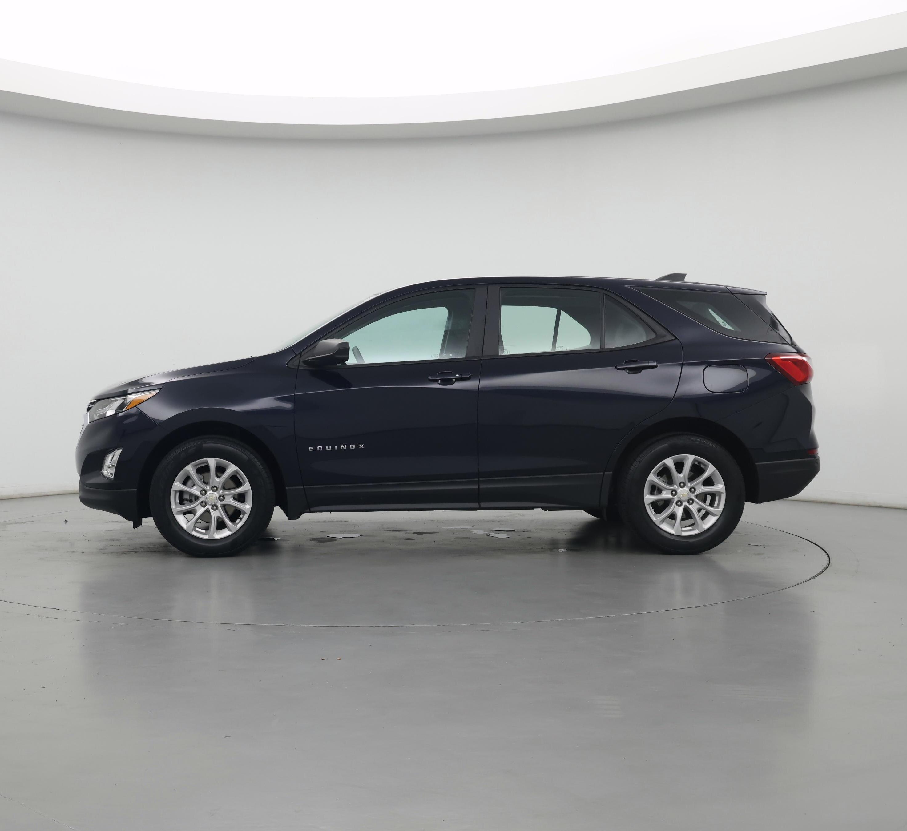 Thumbnail: 2021 Chevrolet Equinox - 3
