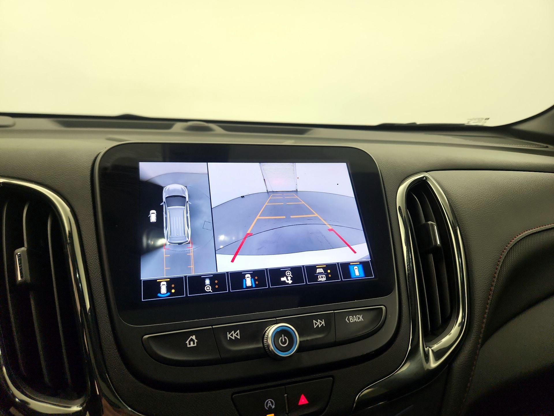 Thumbnail: 2022 Chevrolet Equinox - 15