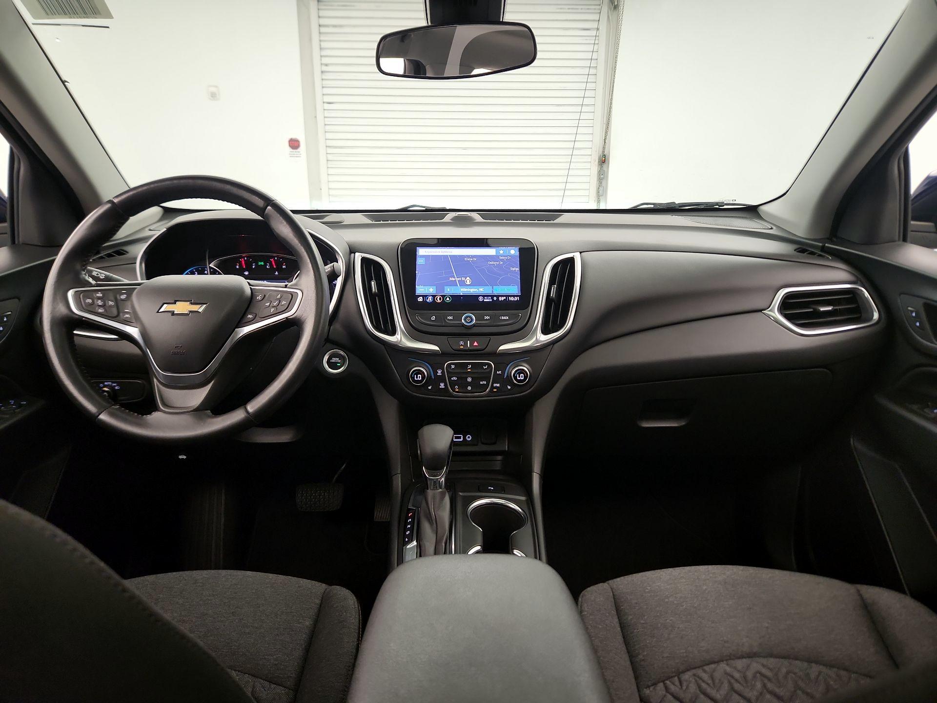 Thumbnail: 2022 Chevrolet Equinox - 9