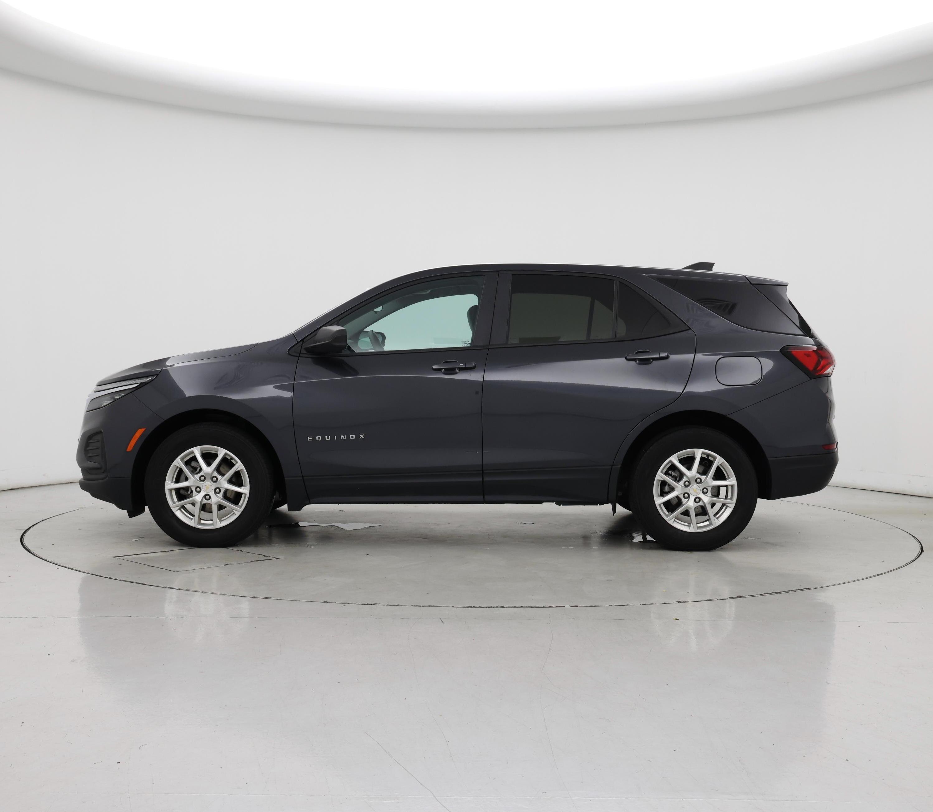 Thumbnail: 2022 Chevrolet Equinox - 3