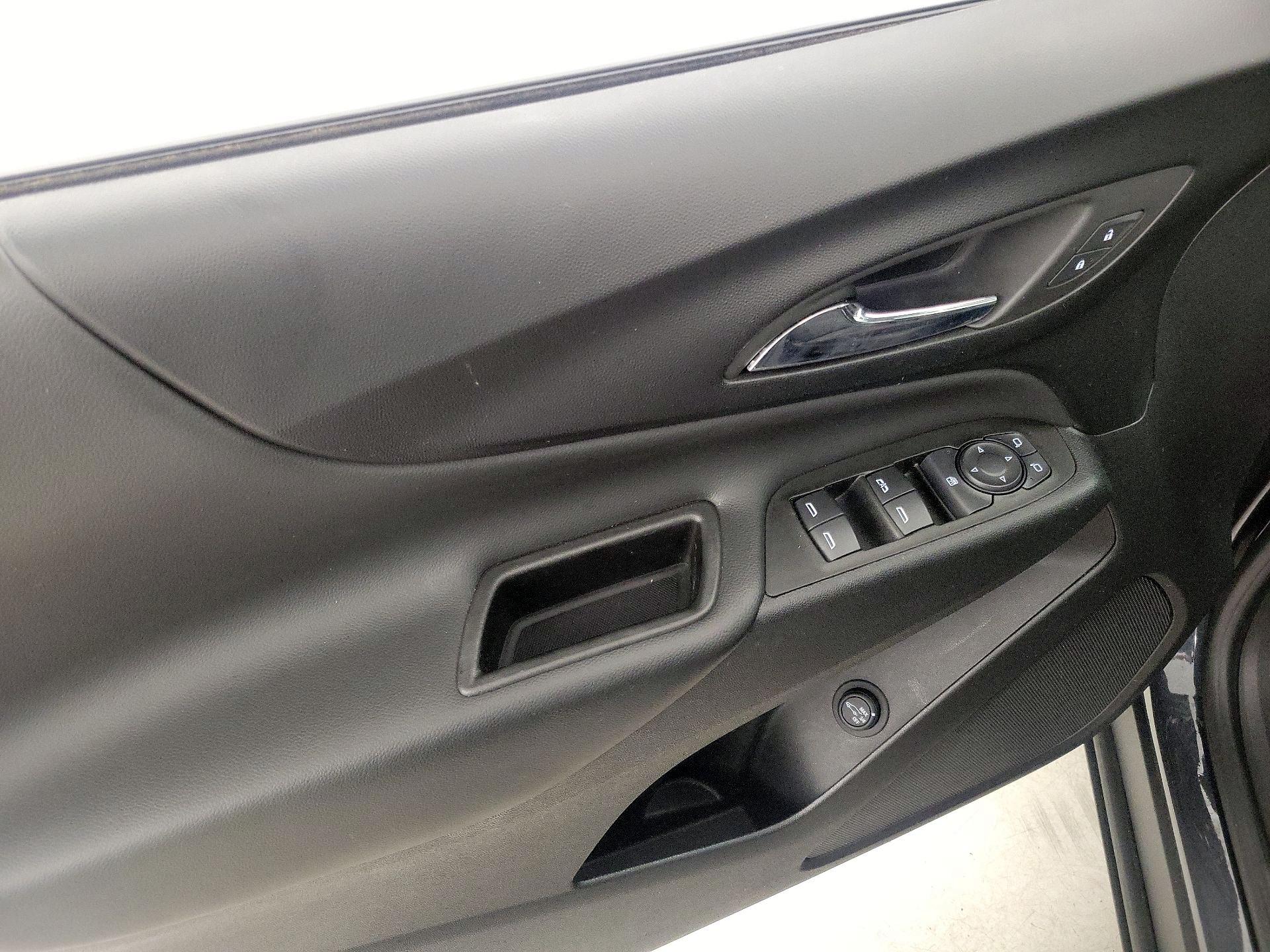 Thumbnail: 2022 Chevrolet Equinox - 12