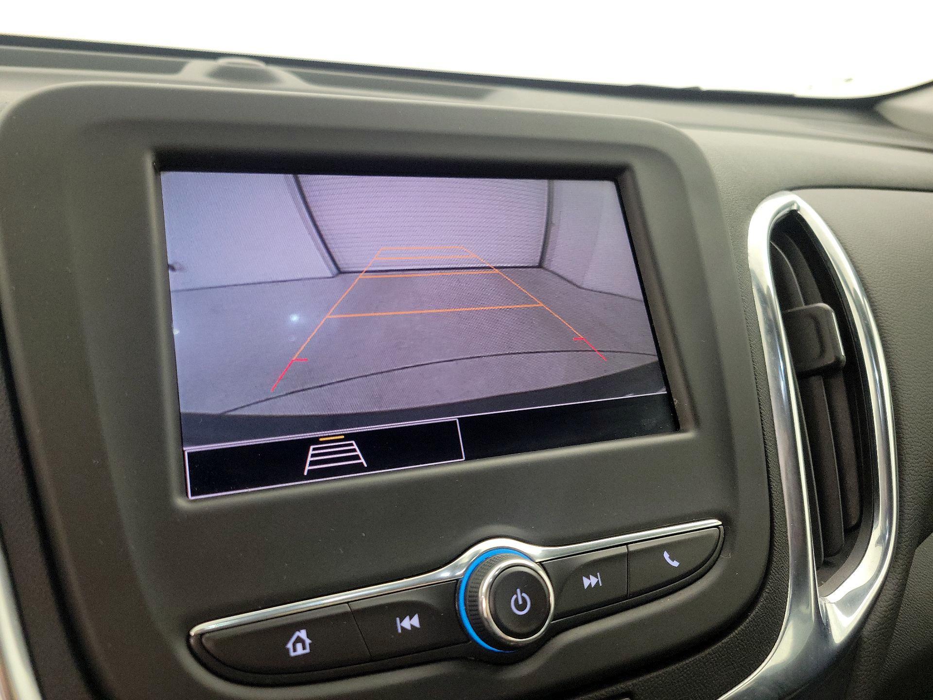 Thumbnail: 2022 Chevrolet Equinox - 14