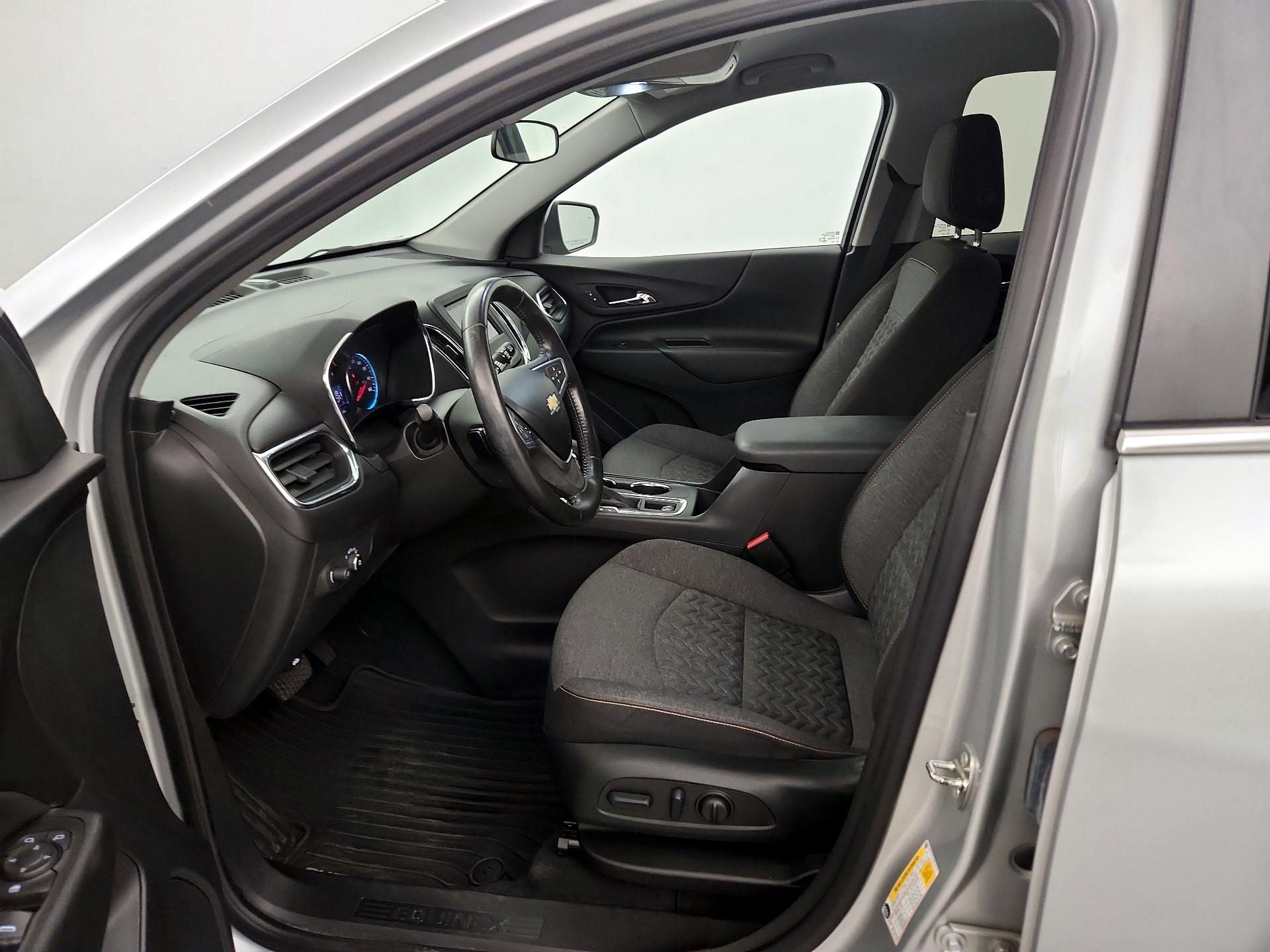 Thumbnail: 2022 Chevrolet Equinox - 11