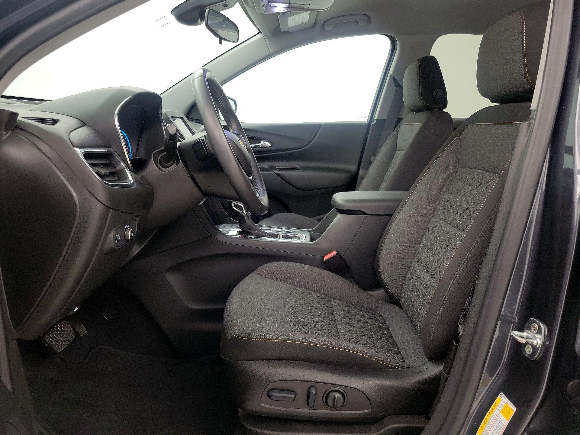 Thumbnail: 2022 Chevrolet Equinox - 11
