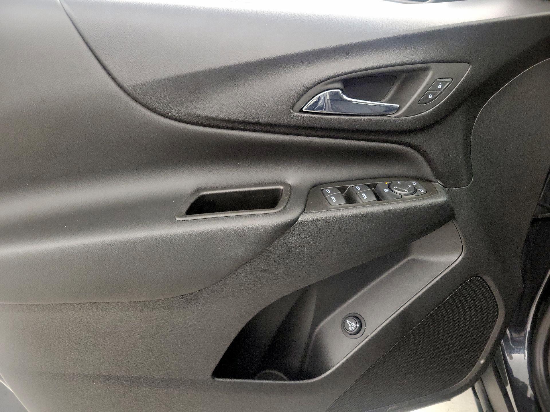 Thumbnail: 2022 Chevrolet Equinox - 12