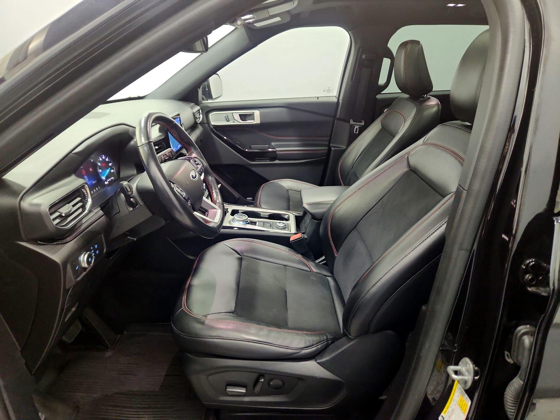 Thumbnail: 2022 Ford Explorer - 11
