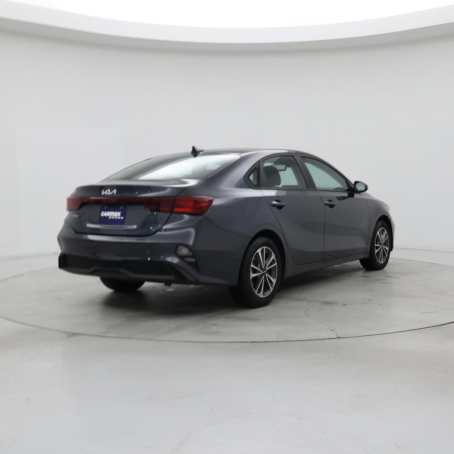 Thumbnail: 2023 Kia Forte - 8