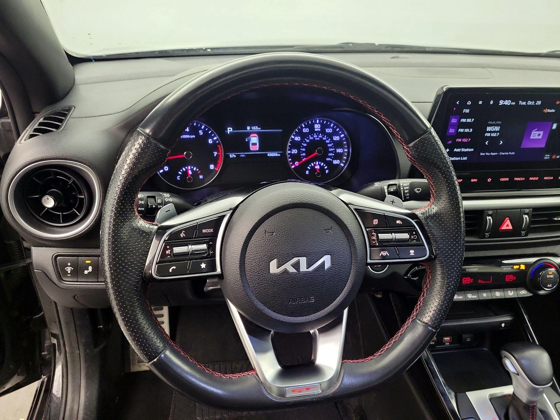 Thumbnail: 2023 Kia Forte - 10