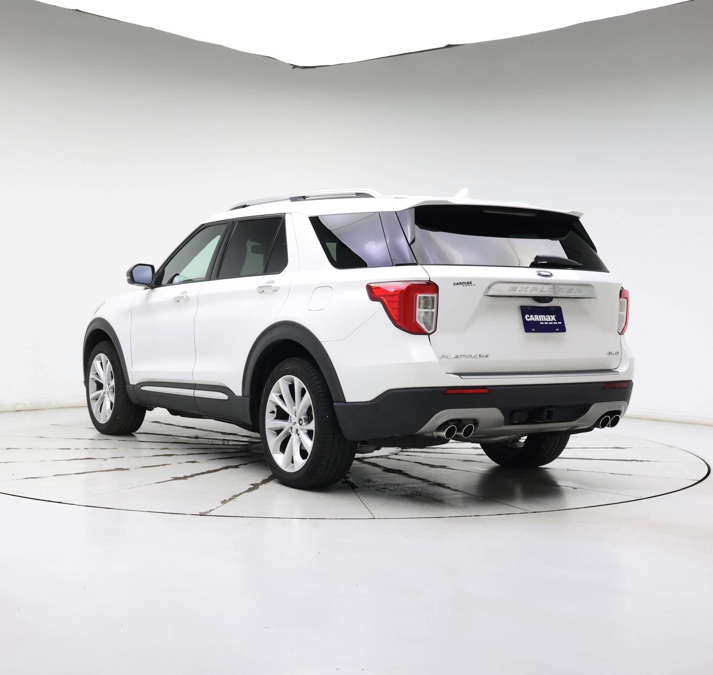 Thumbnail: 2022 Ford Explorer - 2