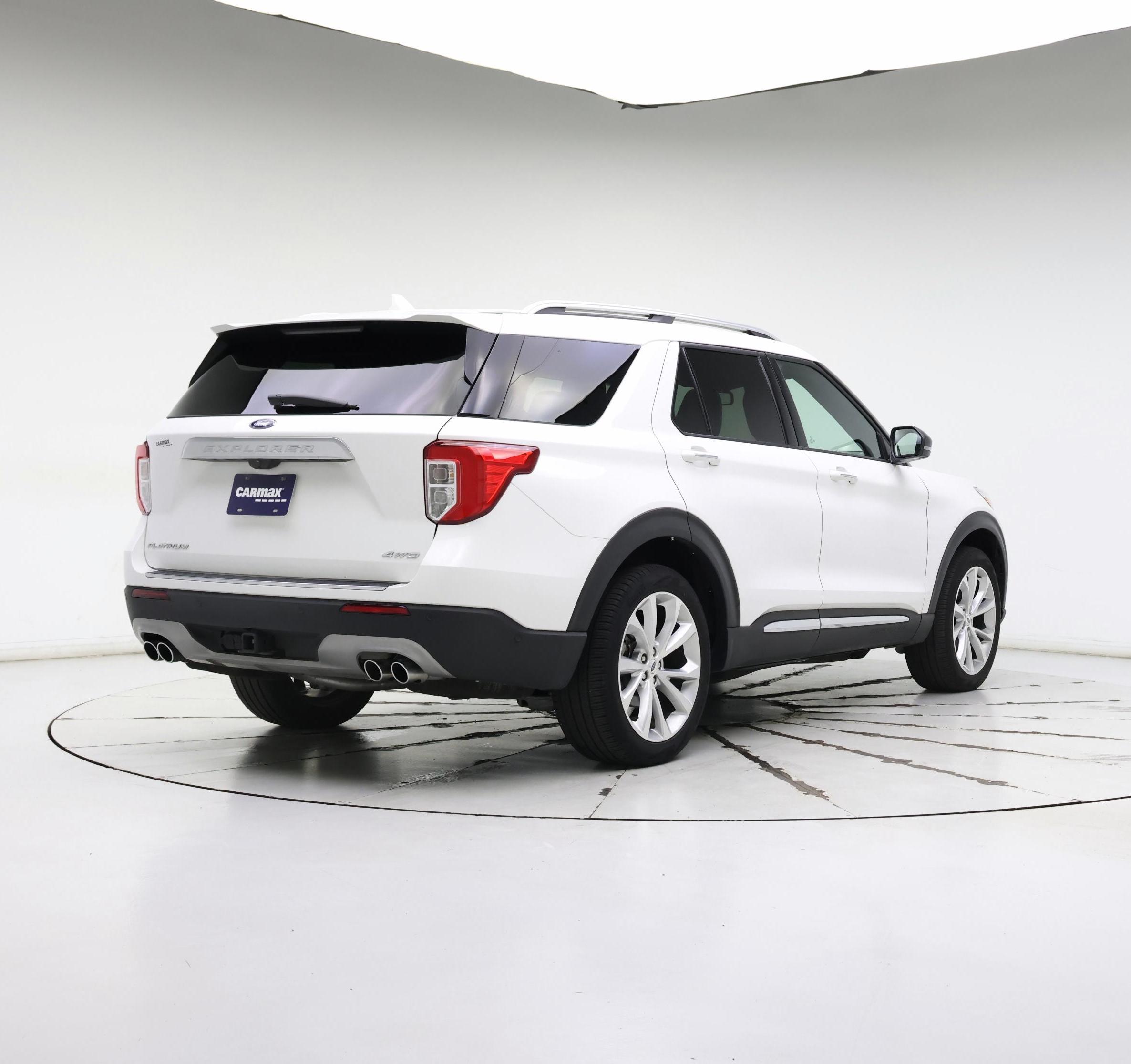 Thumbnail: 2022 Ford Explorer - 8