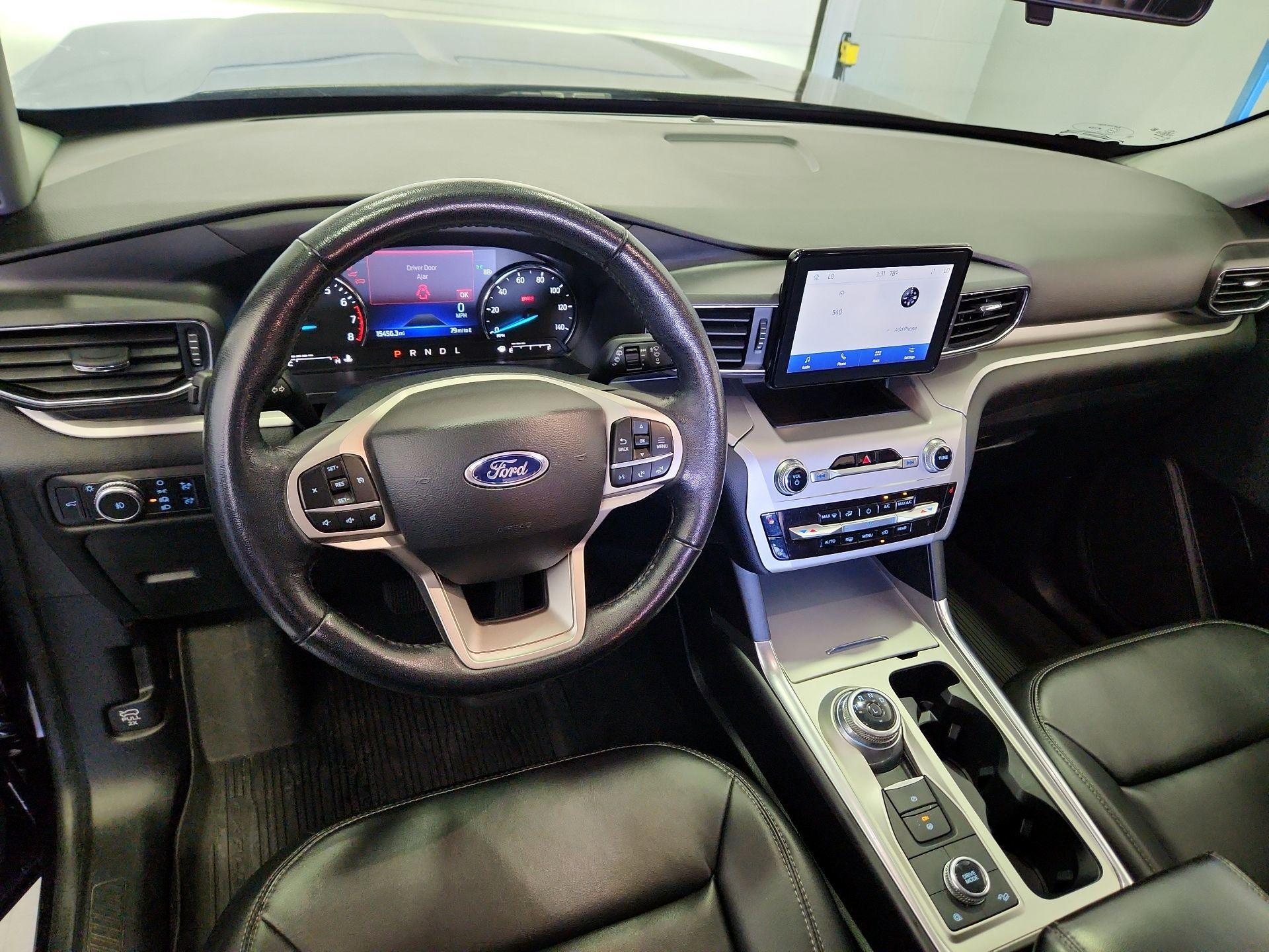 Thumbnail: 2022 Ford Explorer - 9