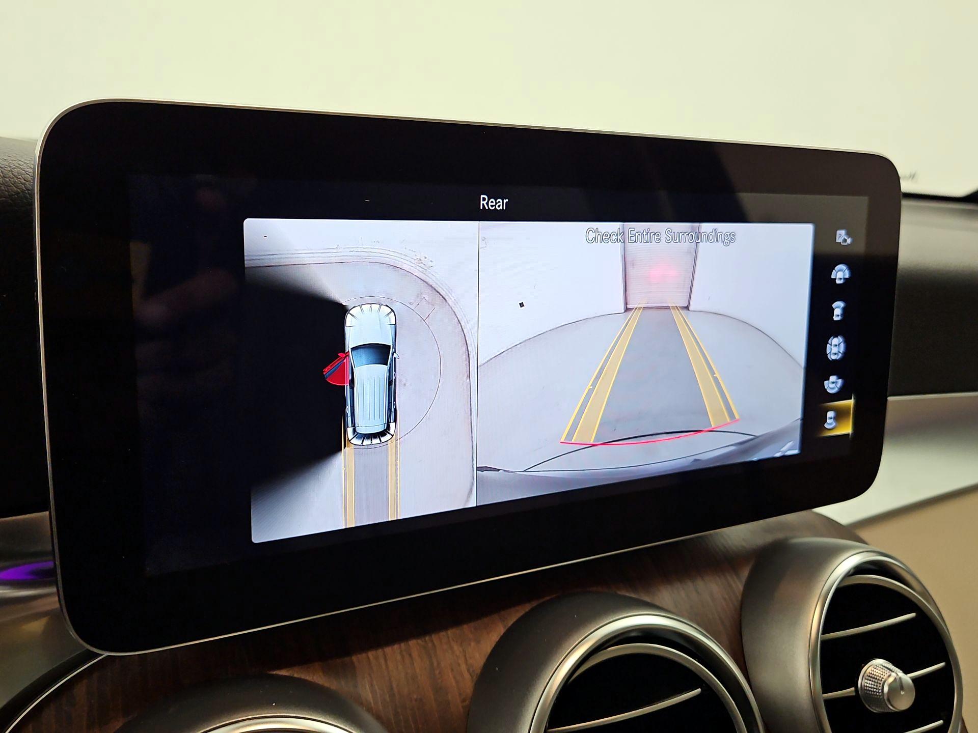 Thumbnail: 2022 Mercedes-Benz GLC - 15