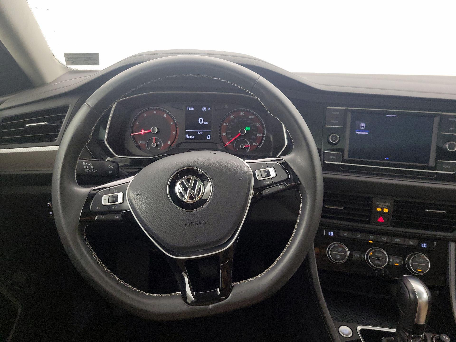 Thumbnail: 2021 Volkswagen Jetta - 10