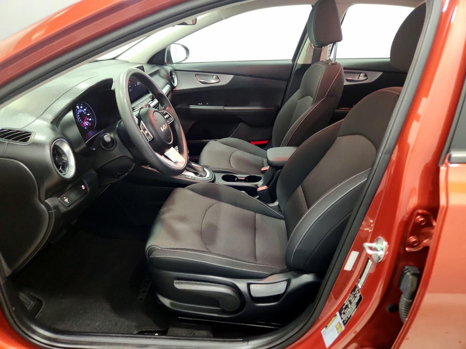 Thumbnail: 2023 Kia Forte - 11