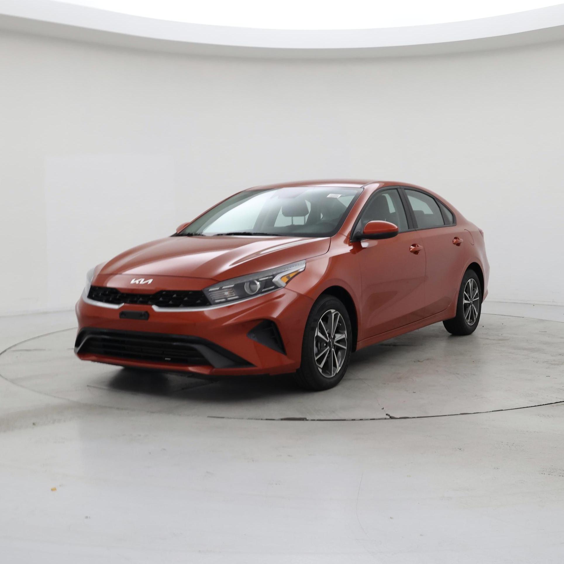 Thumbnail: 2023 Kia Forte - 4
