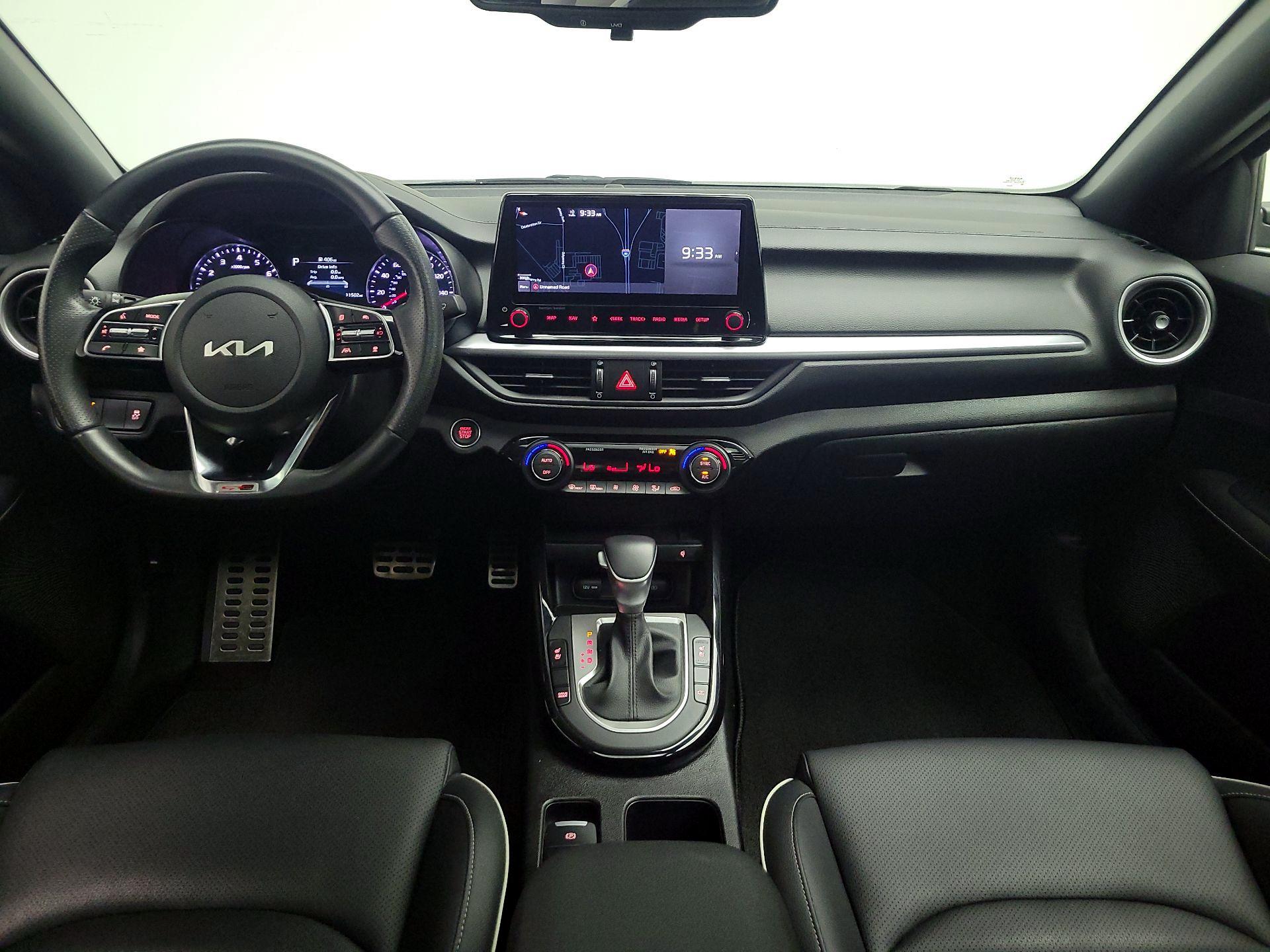 Thumbnail: 2022 Kia Forte - 9