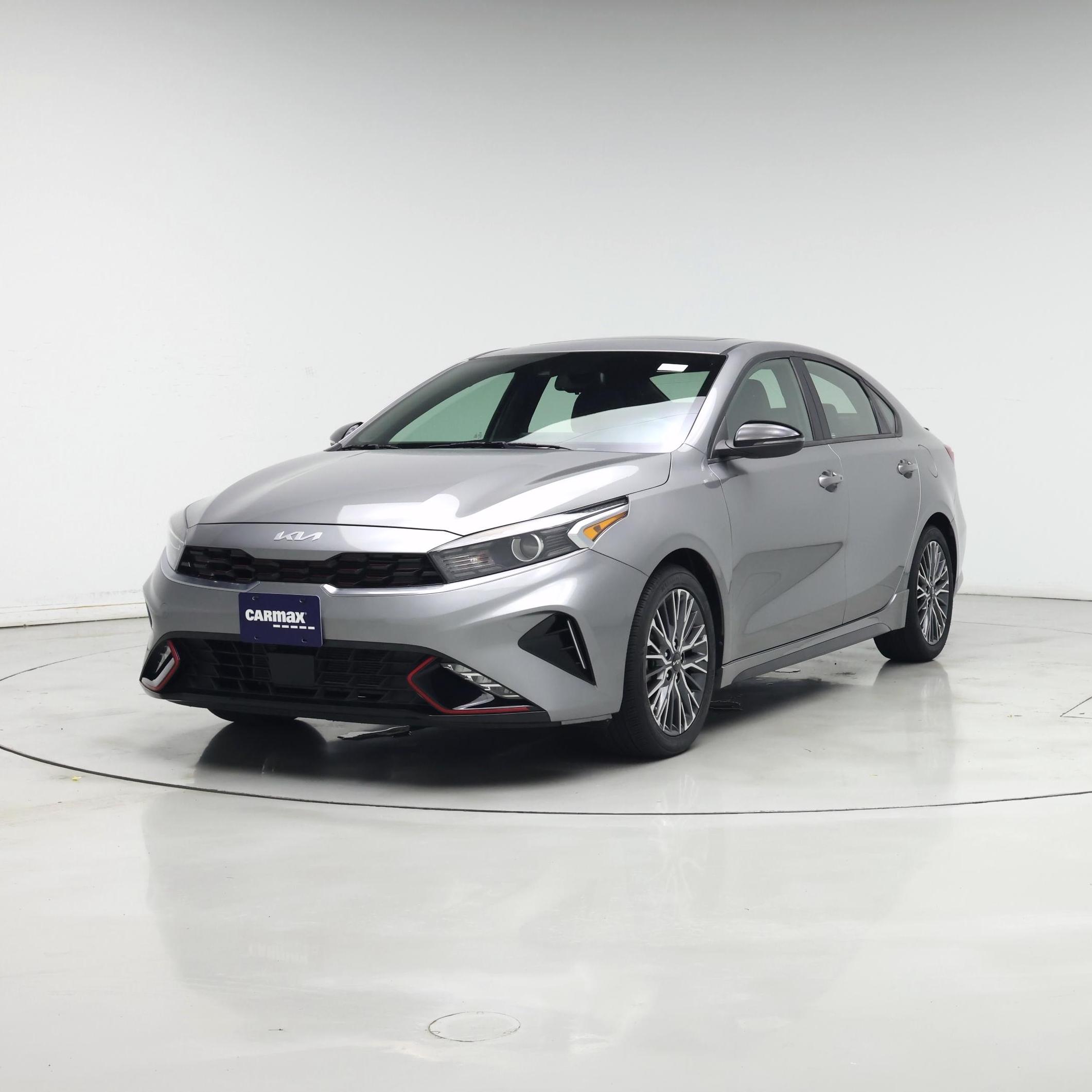 Thumbnail: 2022 Kia Forte - 4
