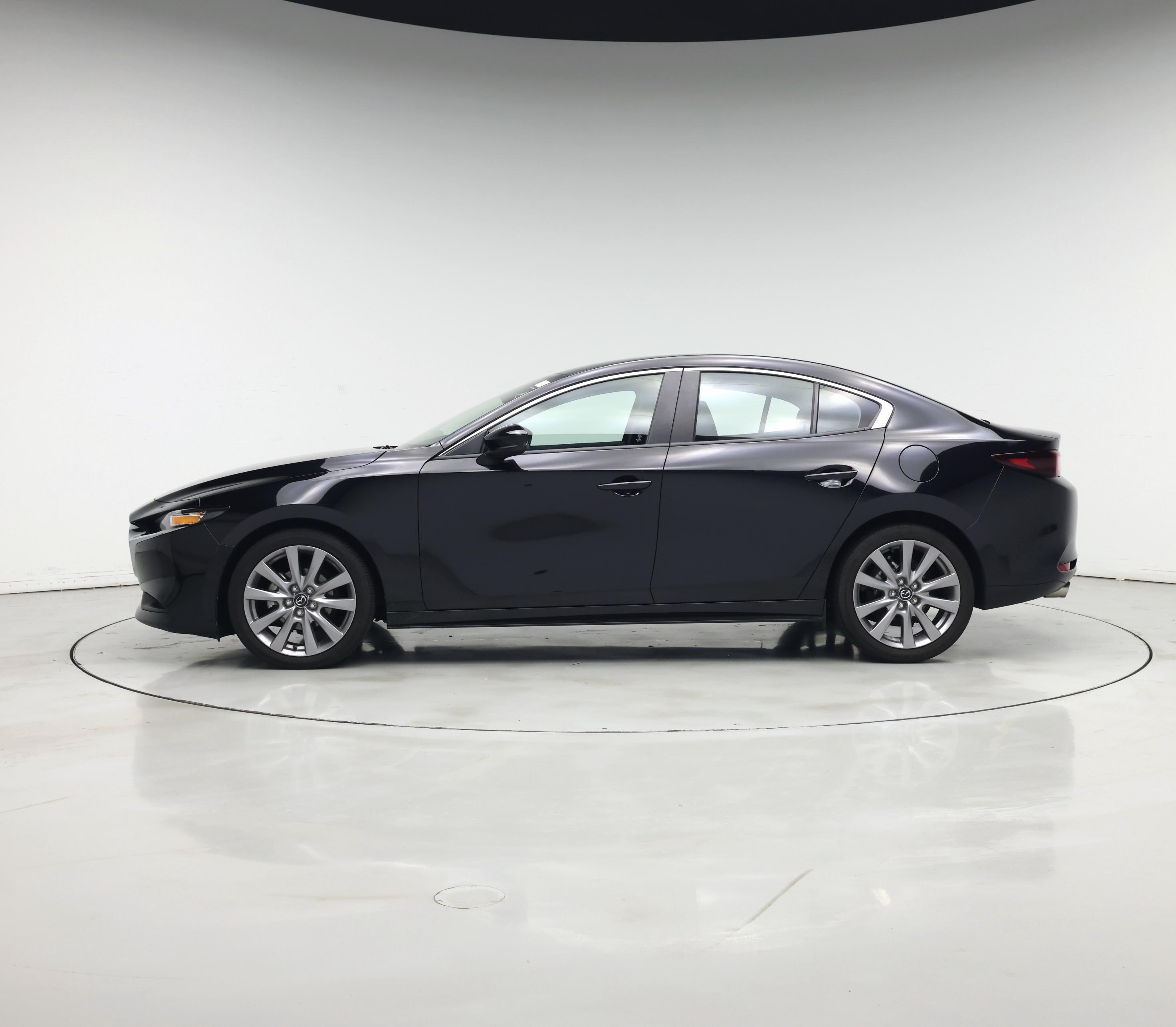 Thumbnail: 2022 Mazda Mazda3 - 3