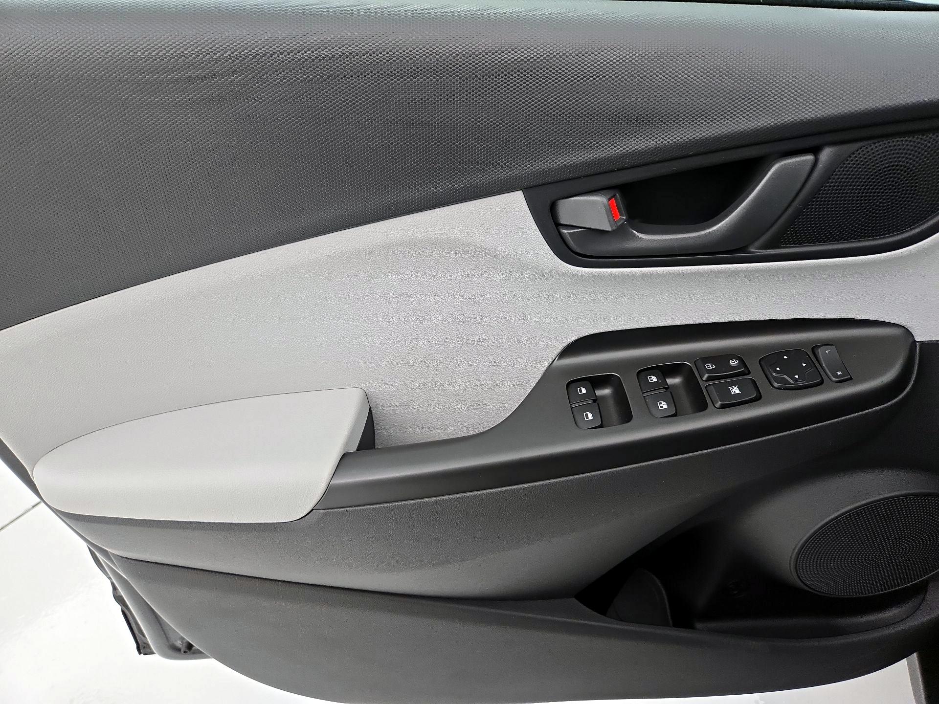 Thumbnail: 2023 Hyundai Kona - 12
