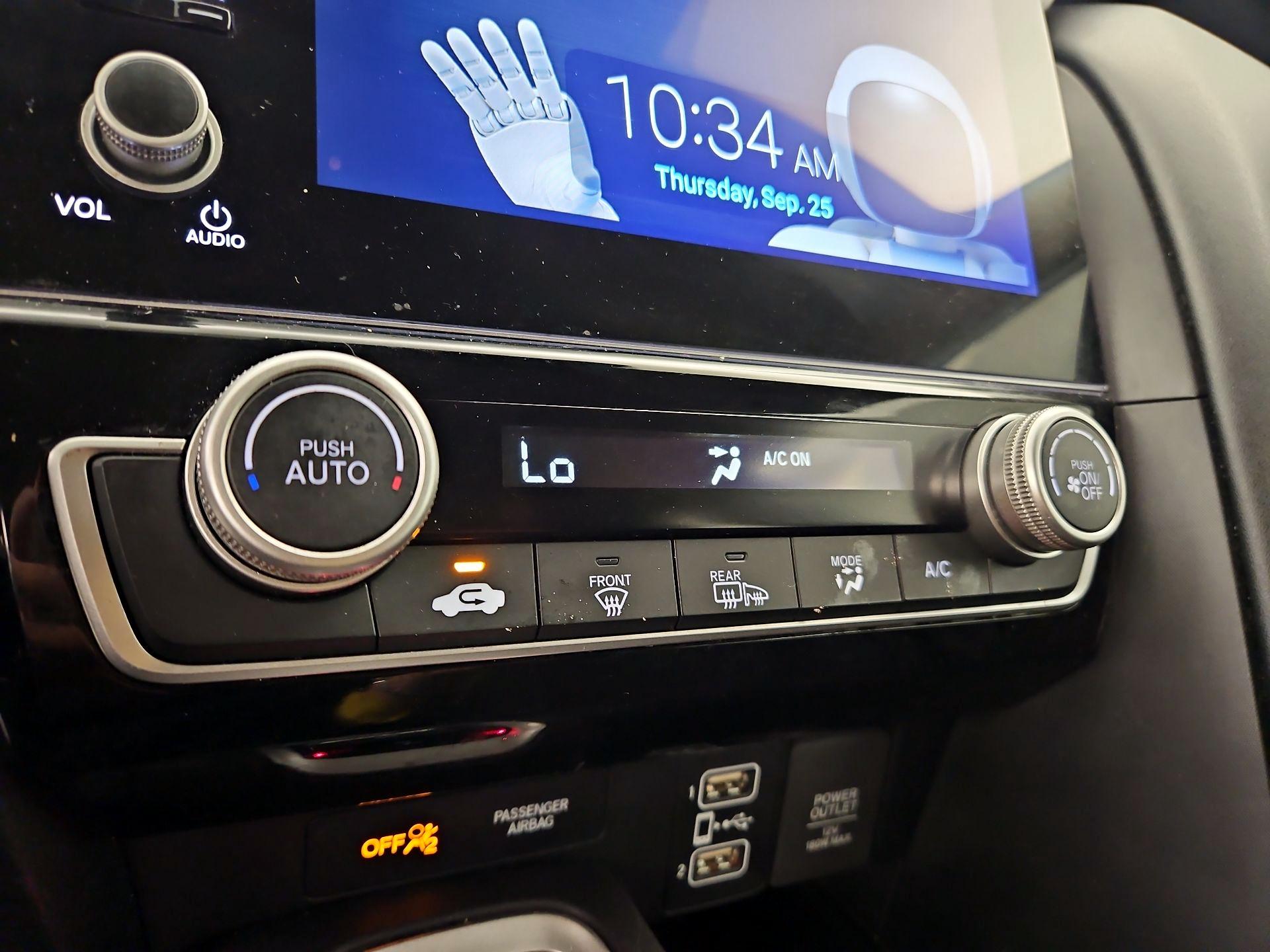 Thumbnail: 2021 Honda Insight - 16