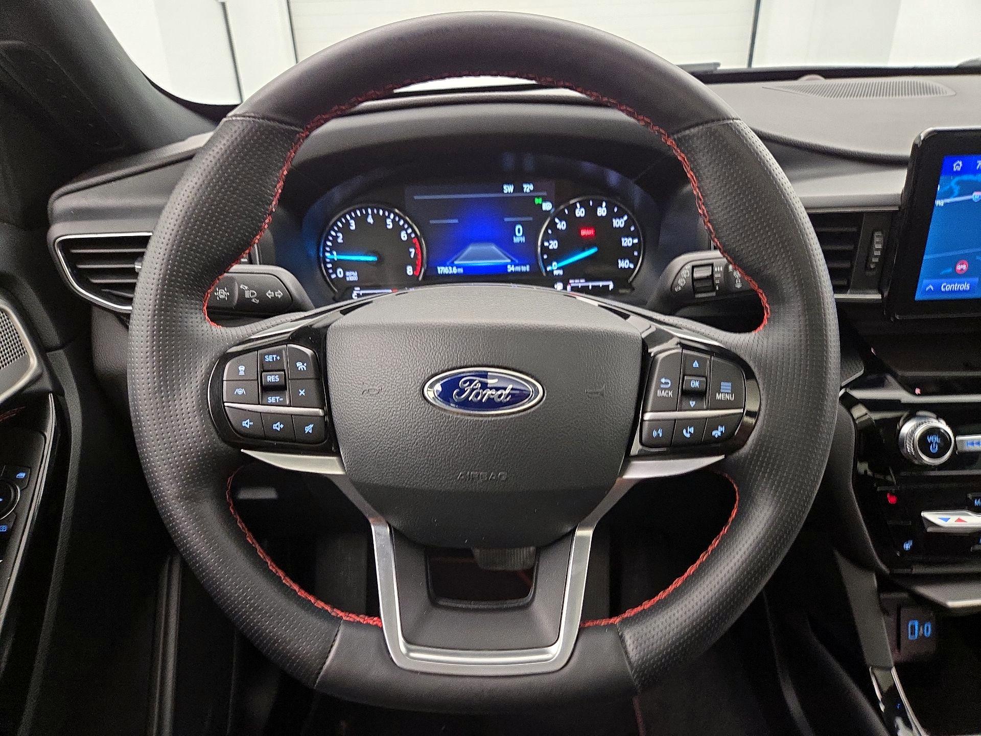 Thumbnail: 2022 Ford Explorer - 10