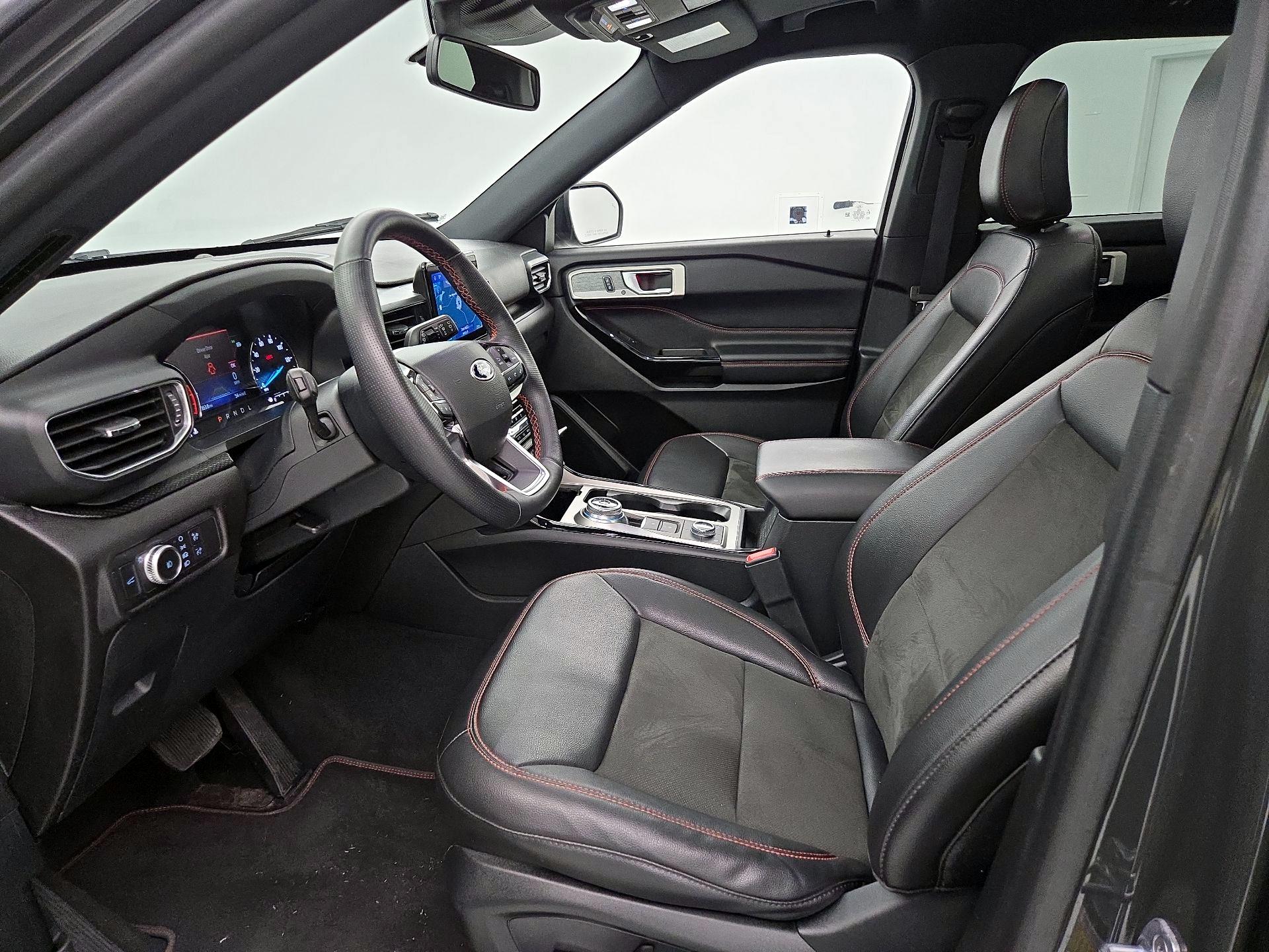 Thumbnail: 2022 Ford Explorer - 11