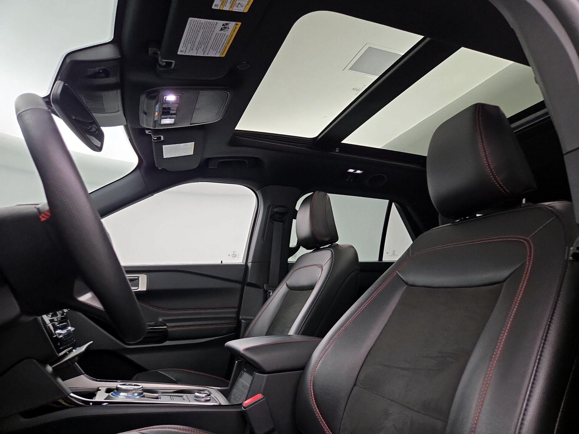 Thumbnail: 2022 Ford Explorer - 20