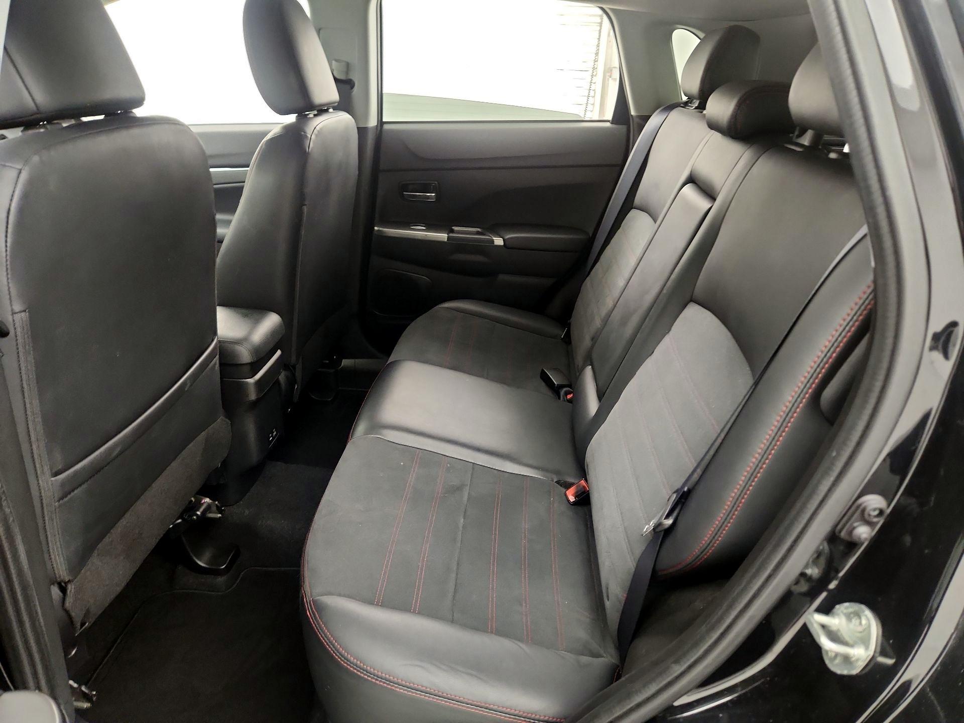 Thumbnail: 2022 Mitsubishi Outlander Sport - 19