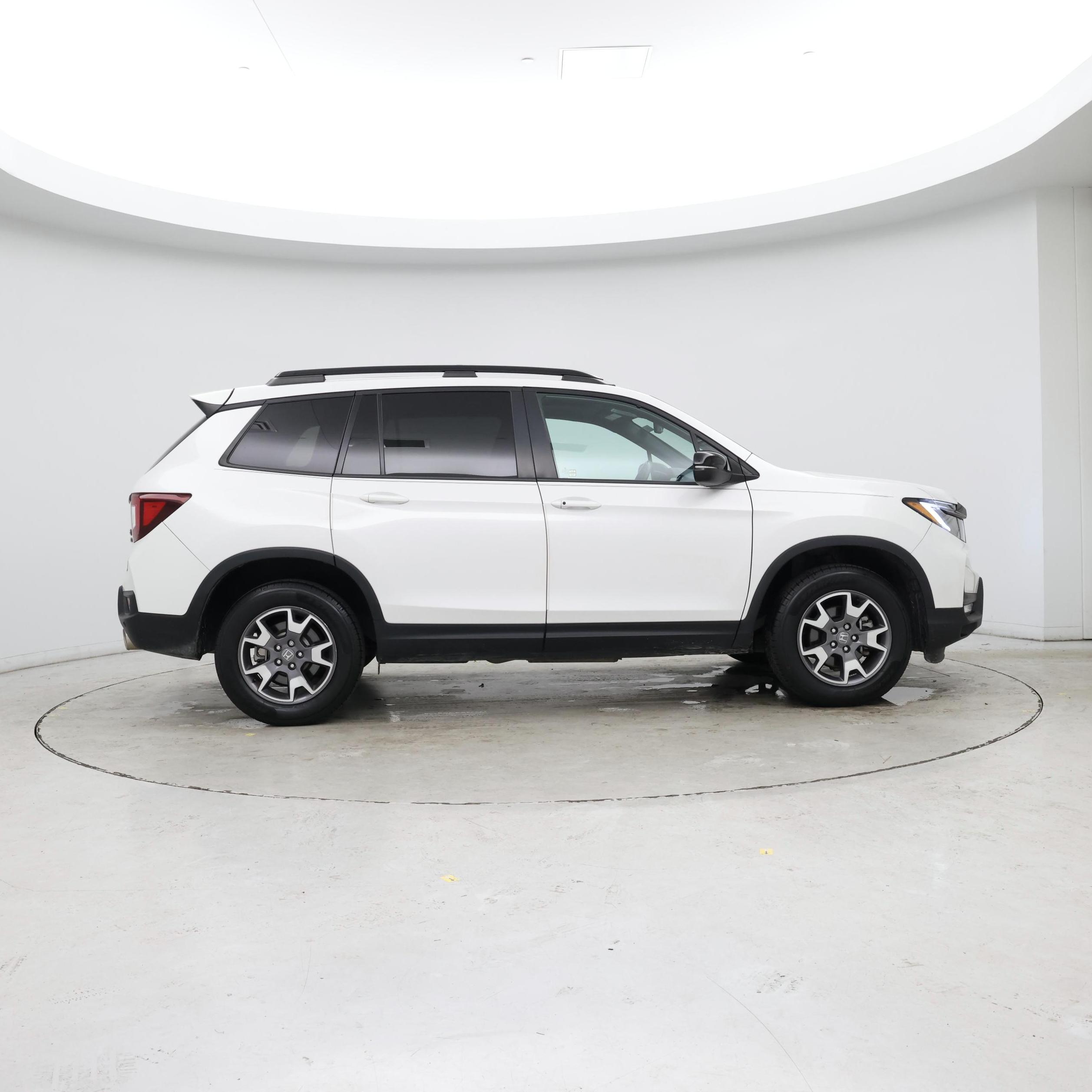 Thumbnail: 2023 Honda Passport - 7