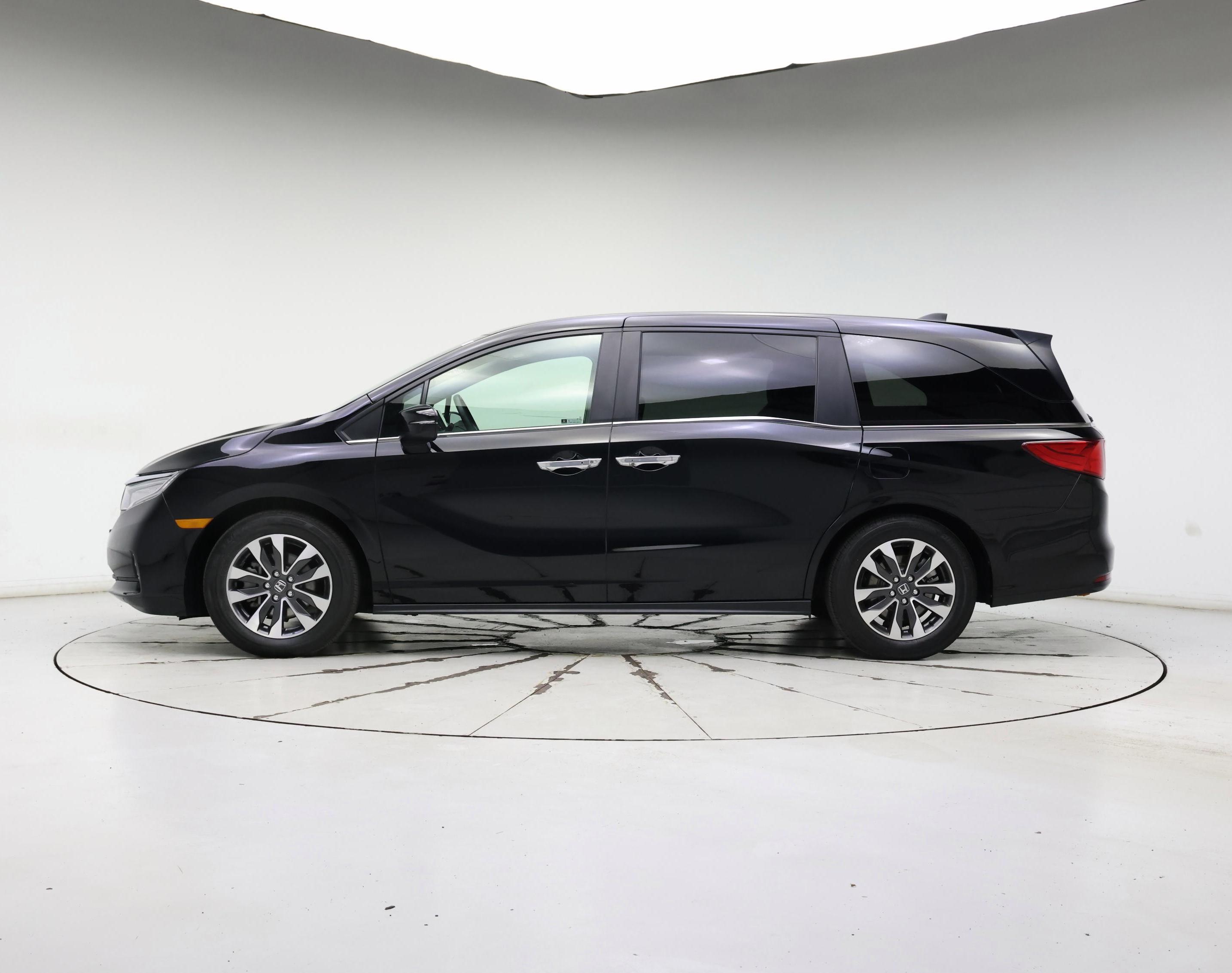 Thumbnail: 2022 Honda Odyssey - 3