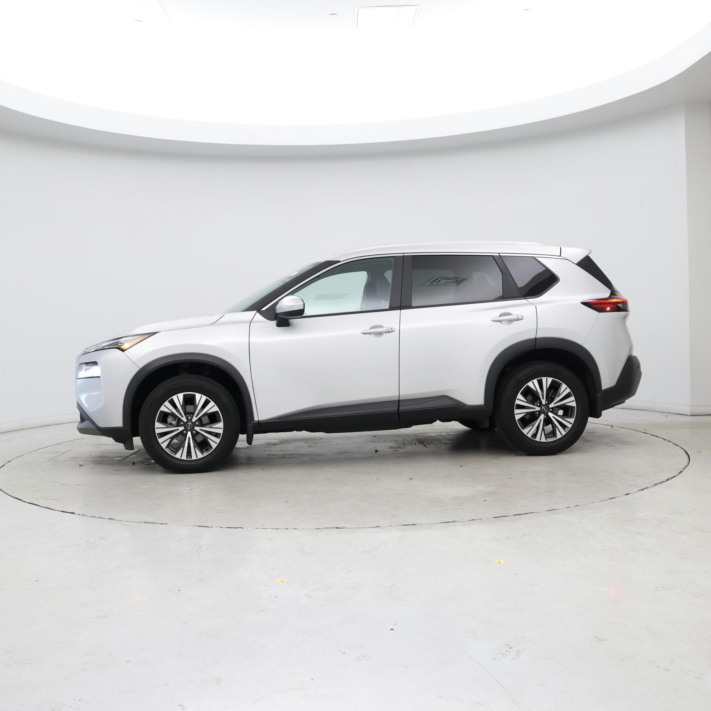 Thumbnail: 2023 Nissan Rogue - 3