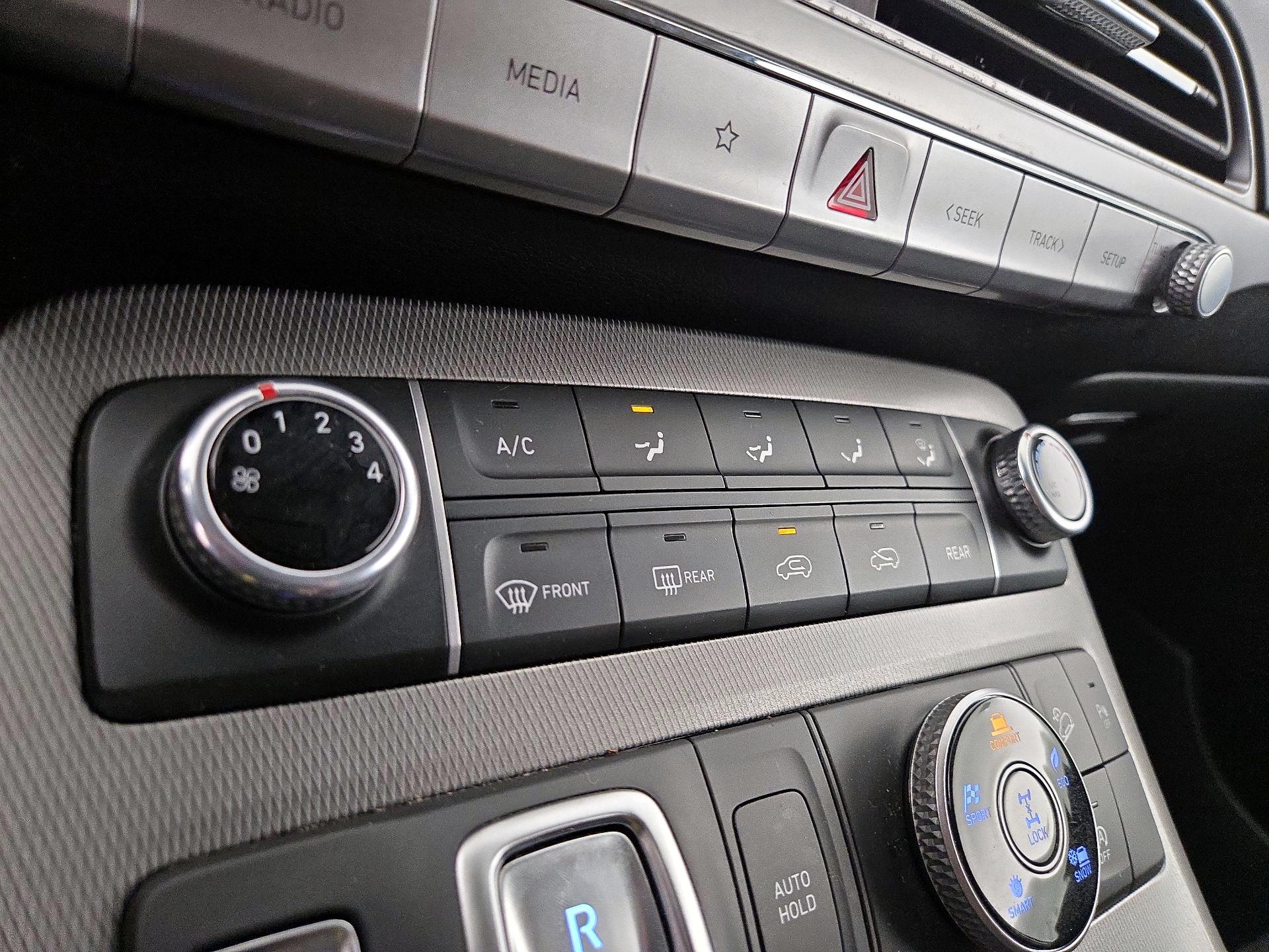 Thumbnail: 2022 Hyundai Palisade - 16