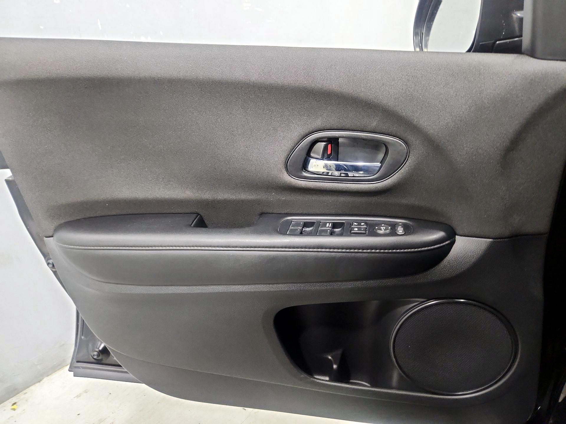 Thumbnail: 2022 Honda HR-V - 12