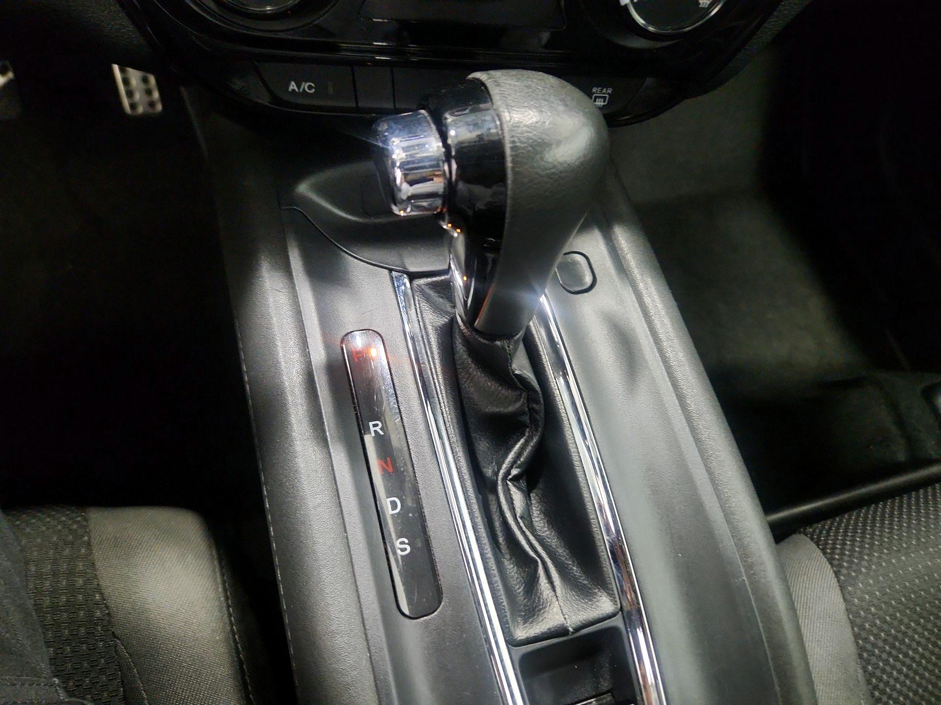 Thumbnail: 2022 Honda HR-V - 17