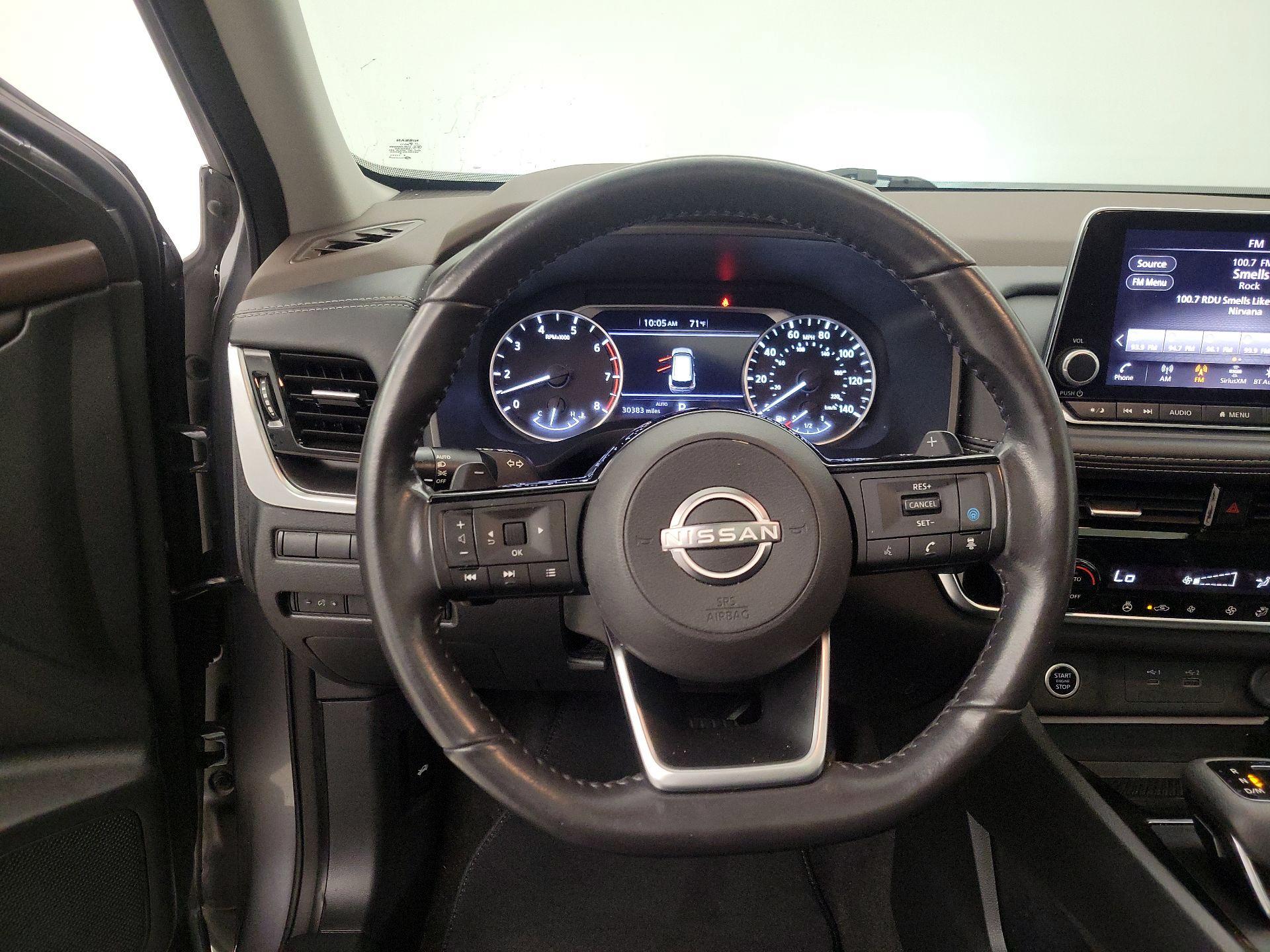 Thumbnail: 2023 Nissan Rogue - 10