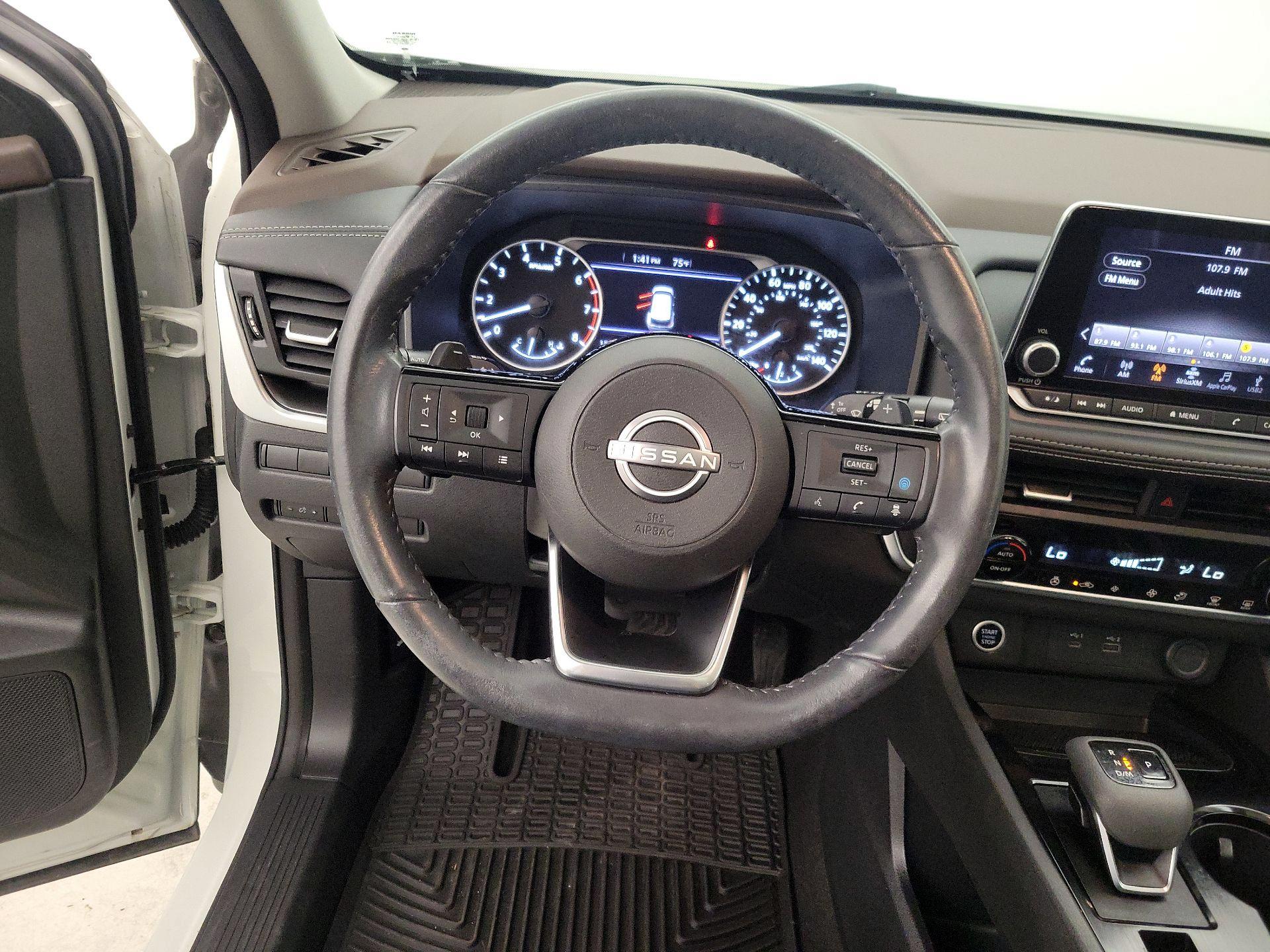 Thumbnail: 2023 Nissan Rogue - 10